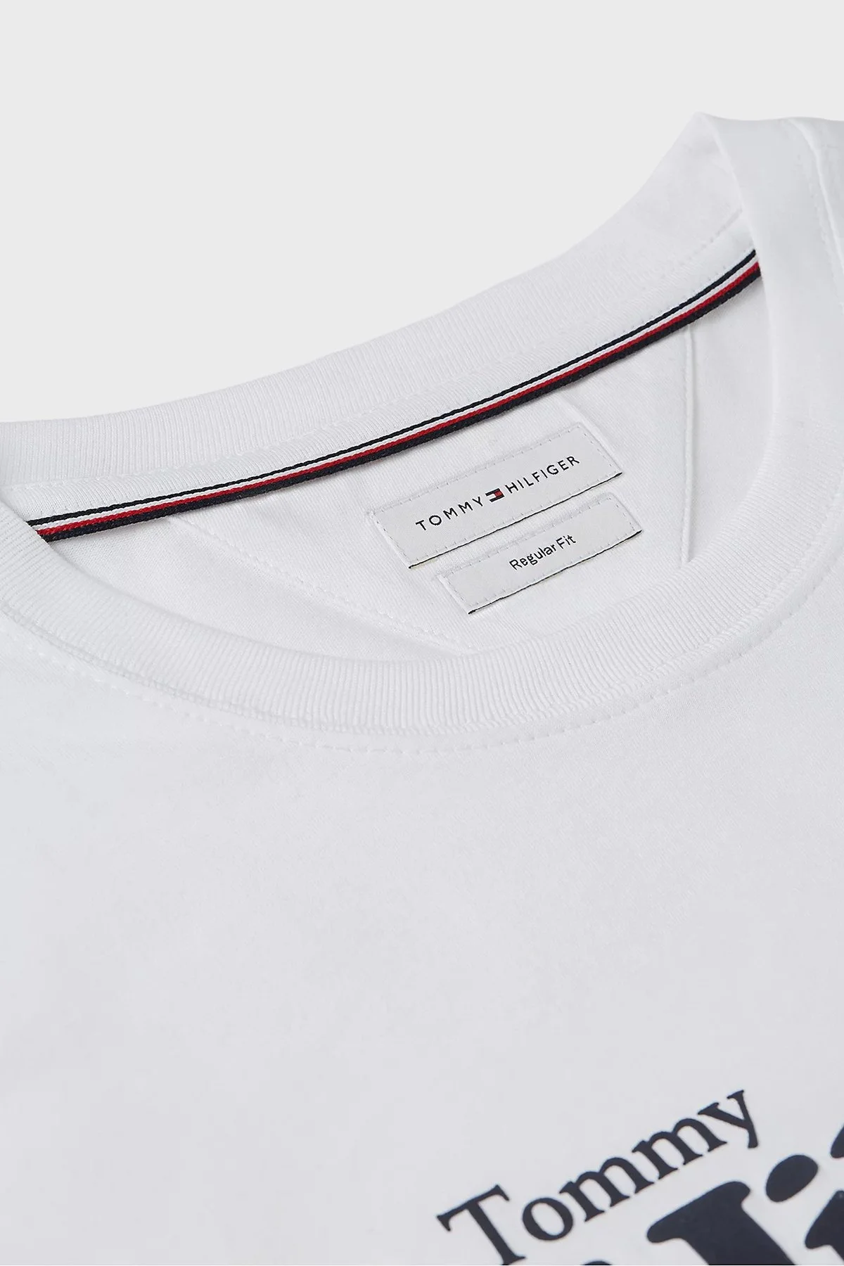 Tommy Hilfiger % 100 Pamuk Regular Fit Bisiklet Yaka Erkek T Shirt MW0MW43448 YBR Beyaz - 6