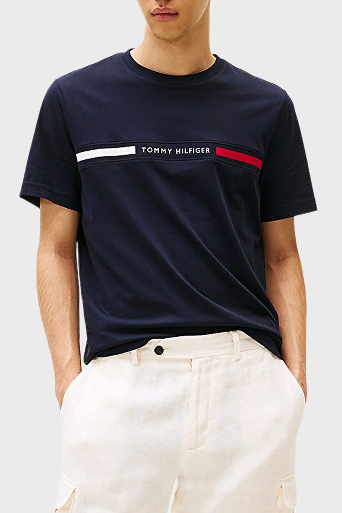 Tommy Hilfiger % 100 Pamuk Regular Fit Bisiklet Yaka Logolu Erkek T Shirt MW0MW36498 DW5 LACİVERT - 1