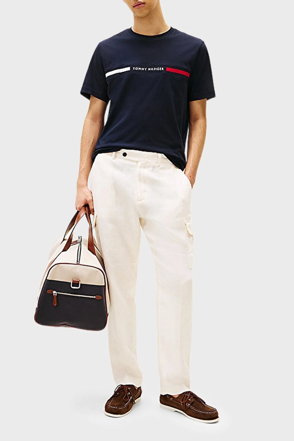 Tommy Hilfiger % 100 Pamuk Regular Fit Bisiklet Yaka Logolu Erkek T Shirt MW0MW36498 DW5 LACİVERT - 2