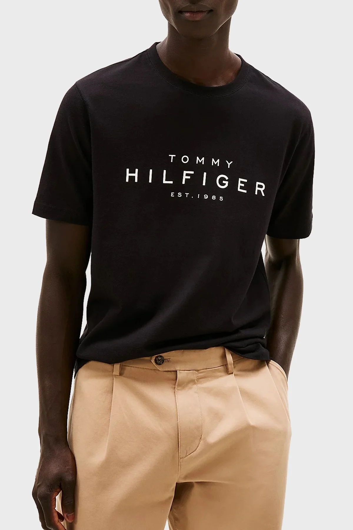 Tommy Hilfiger % 100 Pamuk Regular Fit Bisiklet Yaka Logolu Erkek T Shirt MW0MW37448 BDS SİYAH - 1