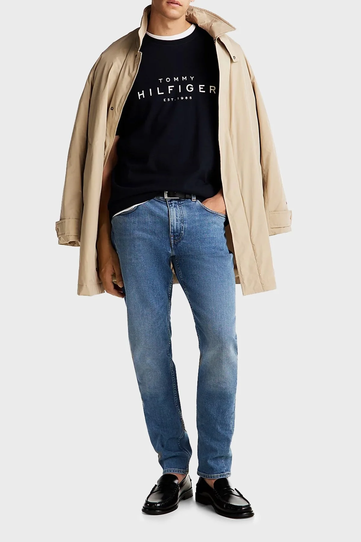 Tommy Hilfiger % 100 Pamuk Regular Fit Bisiklet Yaka Logolu Erkek T Shirt MW0MW37448 DW5 LACİVERT - 7