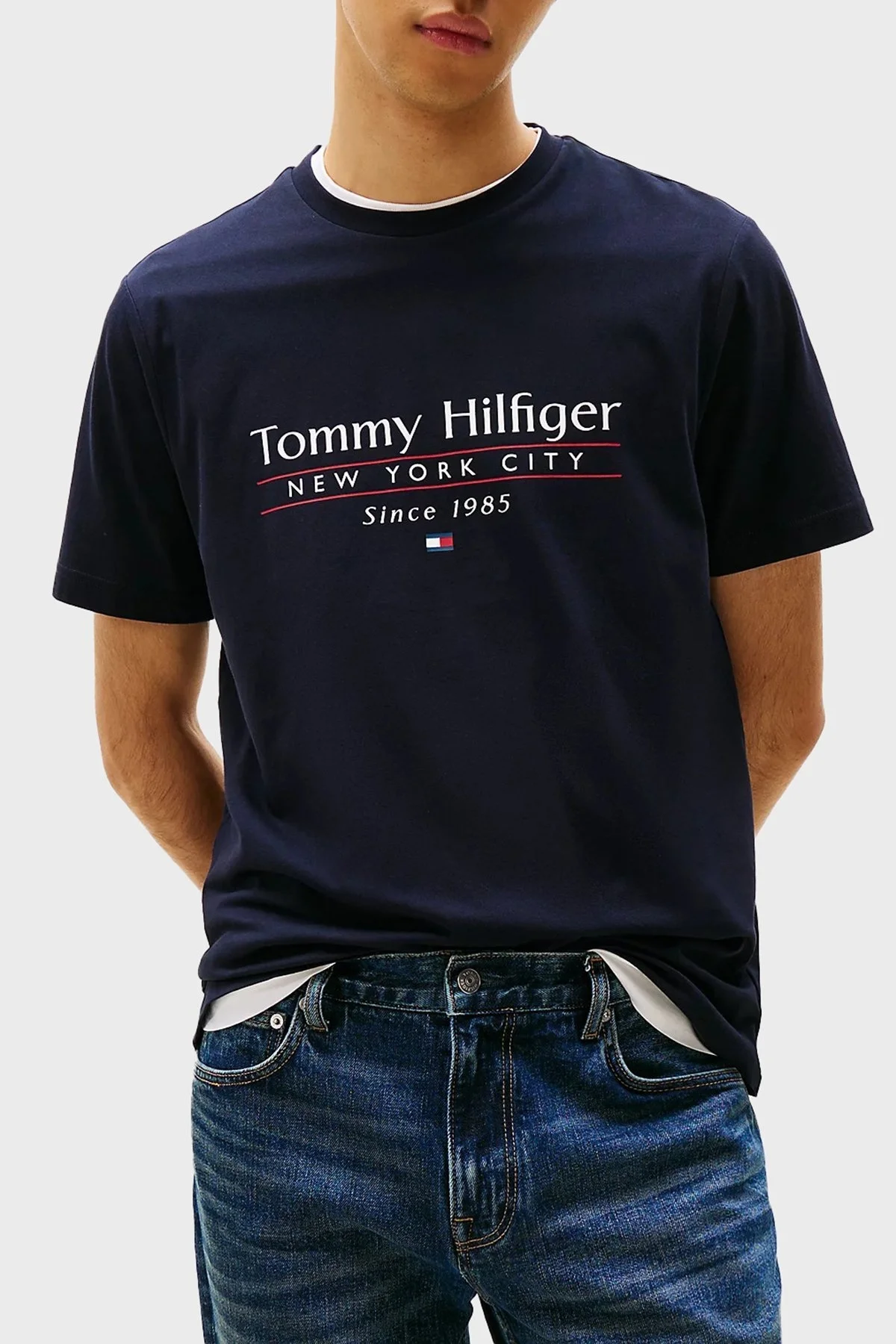 Tommy Hilfiger % 100 Pamuk Regular Fit Bisiklet Yaka Logolu Erkek T Shirt MW0MW38621 DW5 LACİVERT - 6