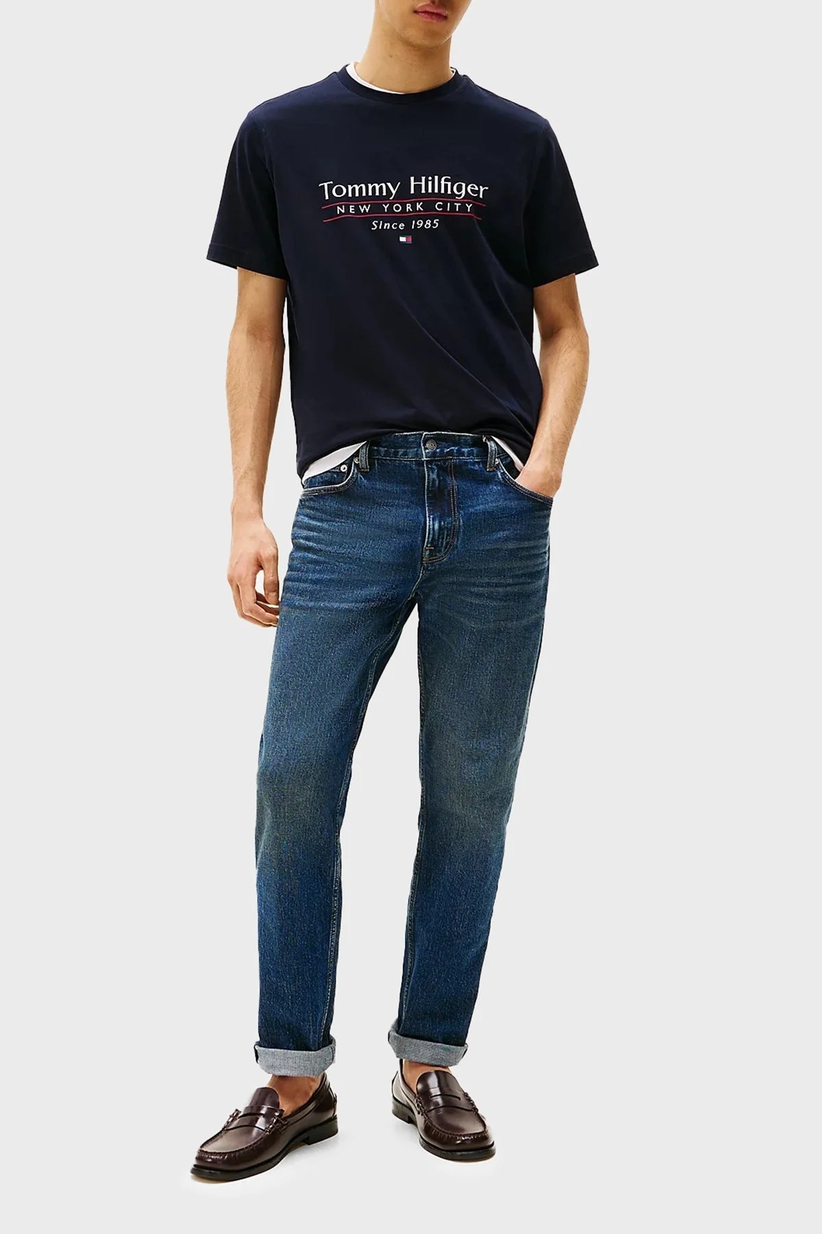 Tommy Hilfiger % 100 Pamuk Regular Fit Bisiklet Yaka Logolu Erkek T Shirt MW0MW38621 DW5 LACİVERT - 7