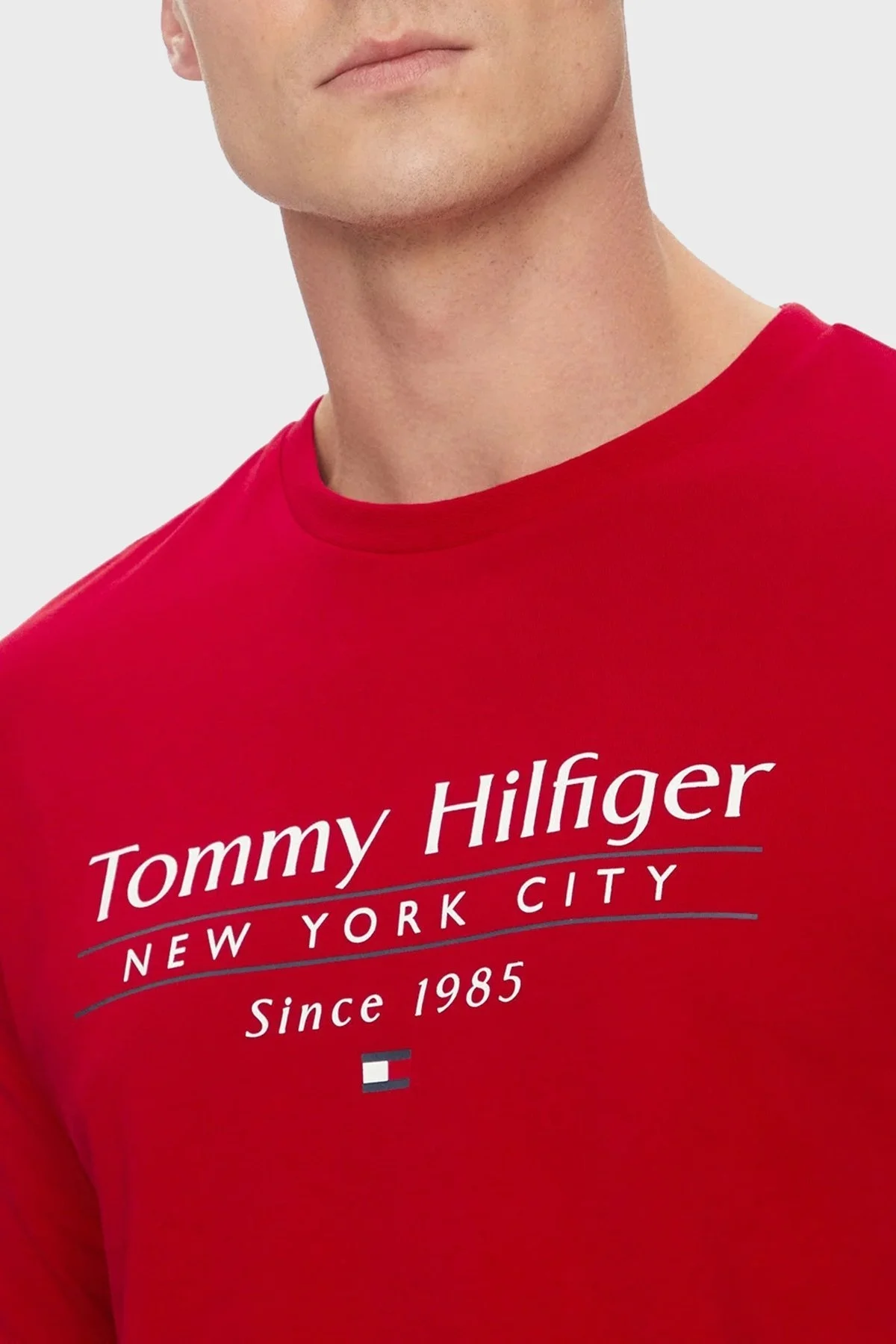Tommy Hilfiger % 100 Pamuk Regular Fit Bisiklet Yaka Logolu Erkek T Shirt MW0MW38621 XLD KIRMIZI - 9