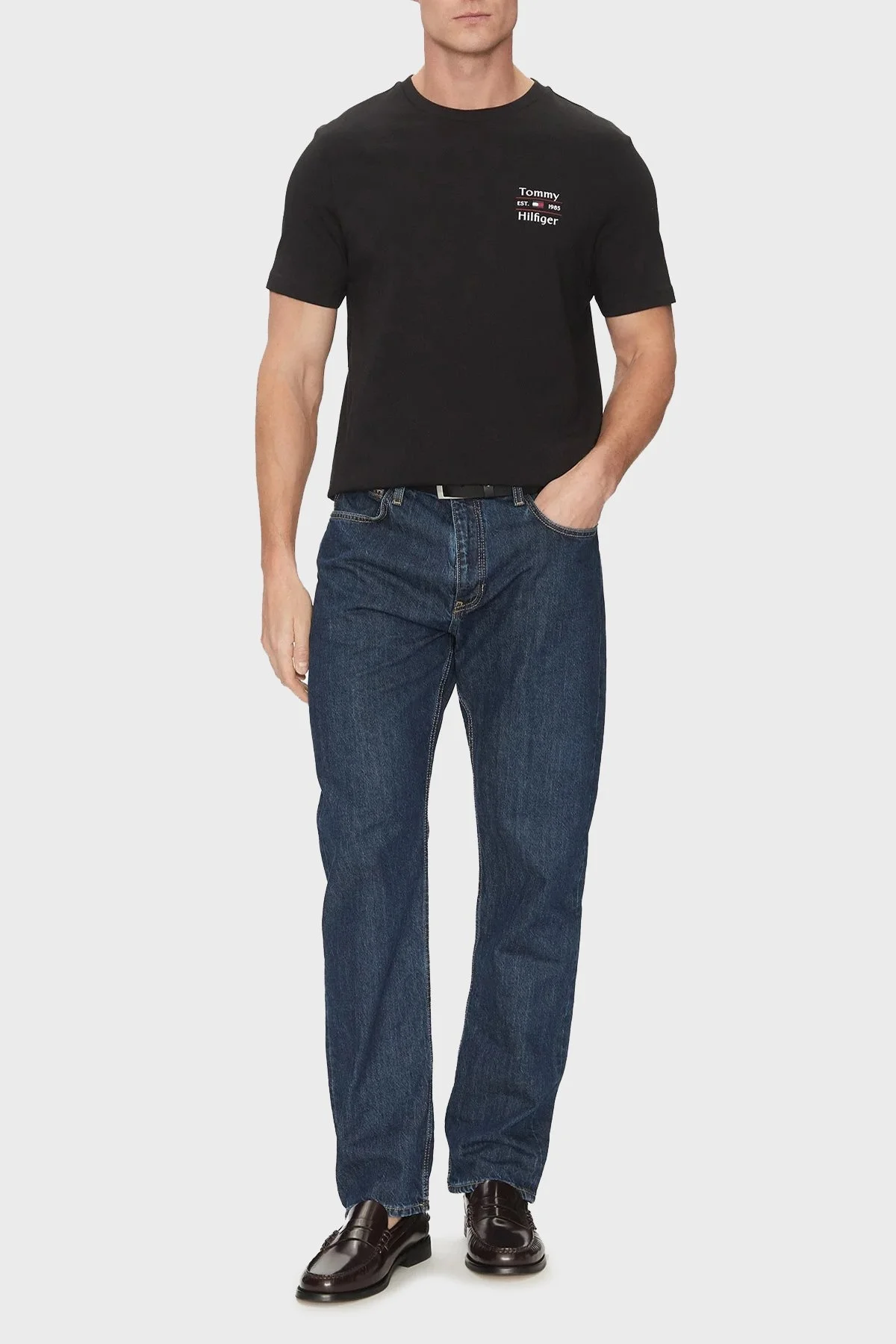 Tommy Hilfiger % 100 Pamuk Regular Fit Bisiklet Yaka Logolu Erkek T Shirt MW0MW38622 BDS SİYAH - 6