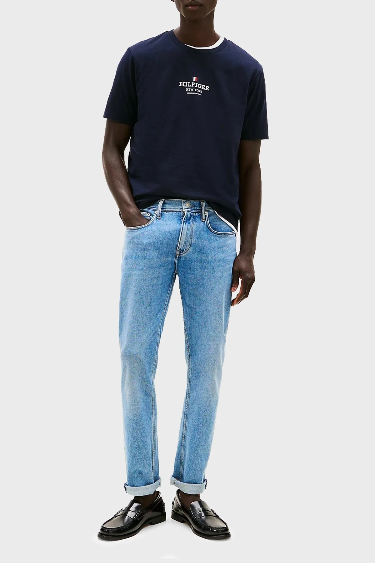 Tommy Hilfiger % 100 Pamuk Regular Fit Bisiklet Yaka Logolu Erkek T Shirt MW0MW38980 DW5 LACİVERT - 7