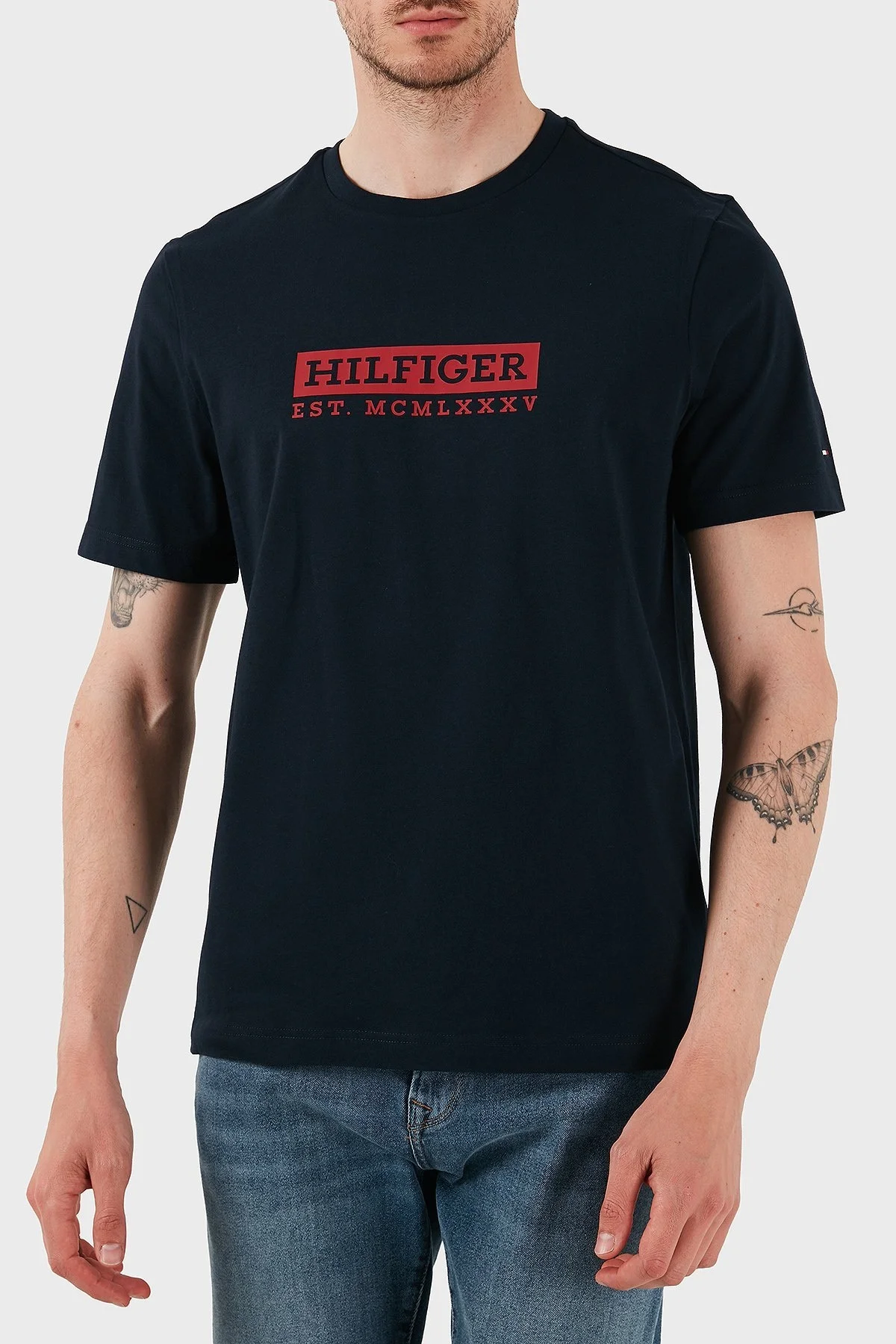 Tommy Hilfiger % 100 Pamuk Regular Fit Bisiklet Yaka Logolu Erkek T Shirt MW0MW39149 DW5 LACİVERT - 8