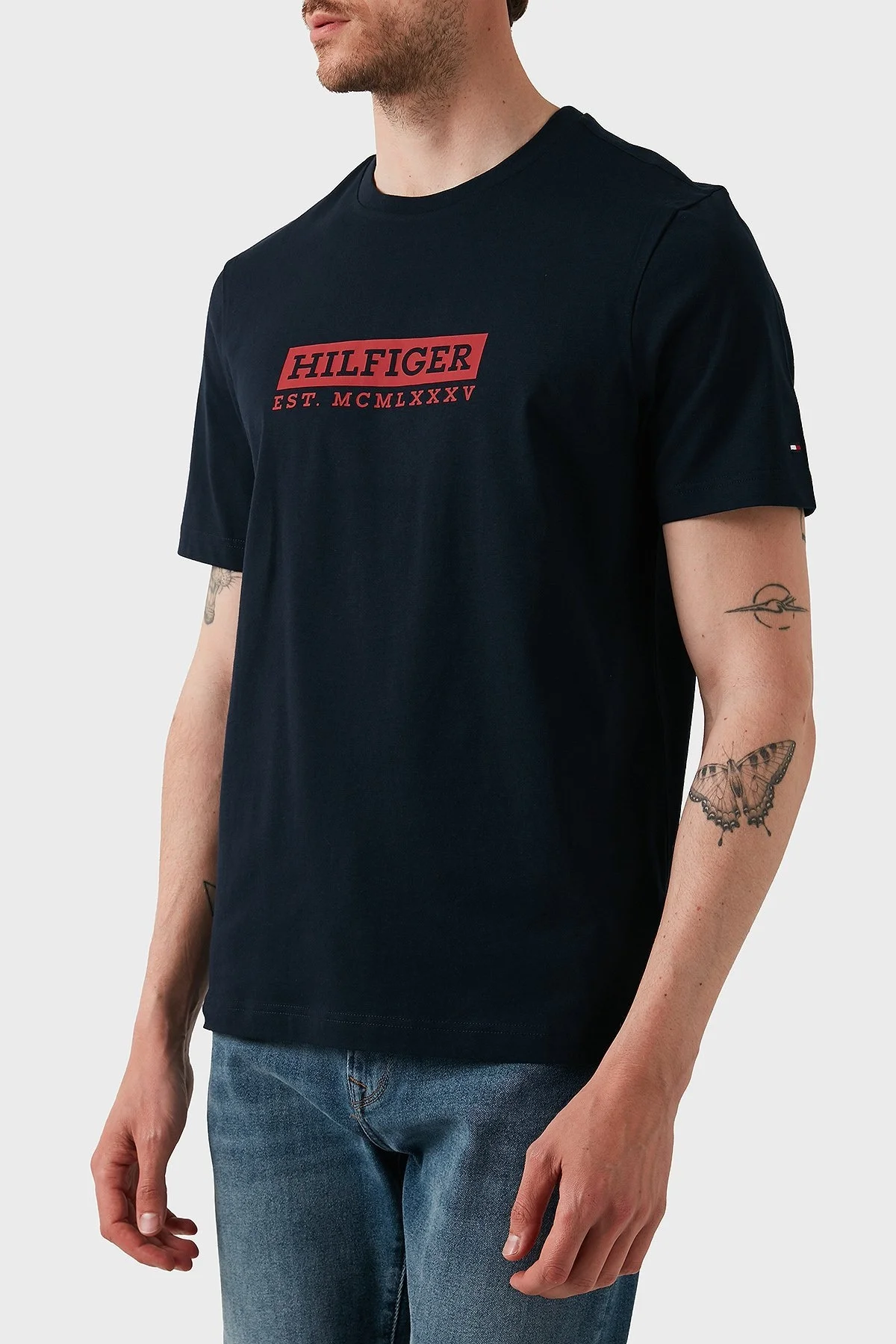 Tommy Hilfiger % 100 Pamuk Regular Fit Bisiklet Yaka Logolu Erkek T Shirt MW0MW39149 DW5 LACİVERT - 9