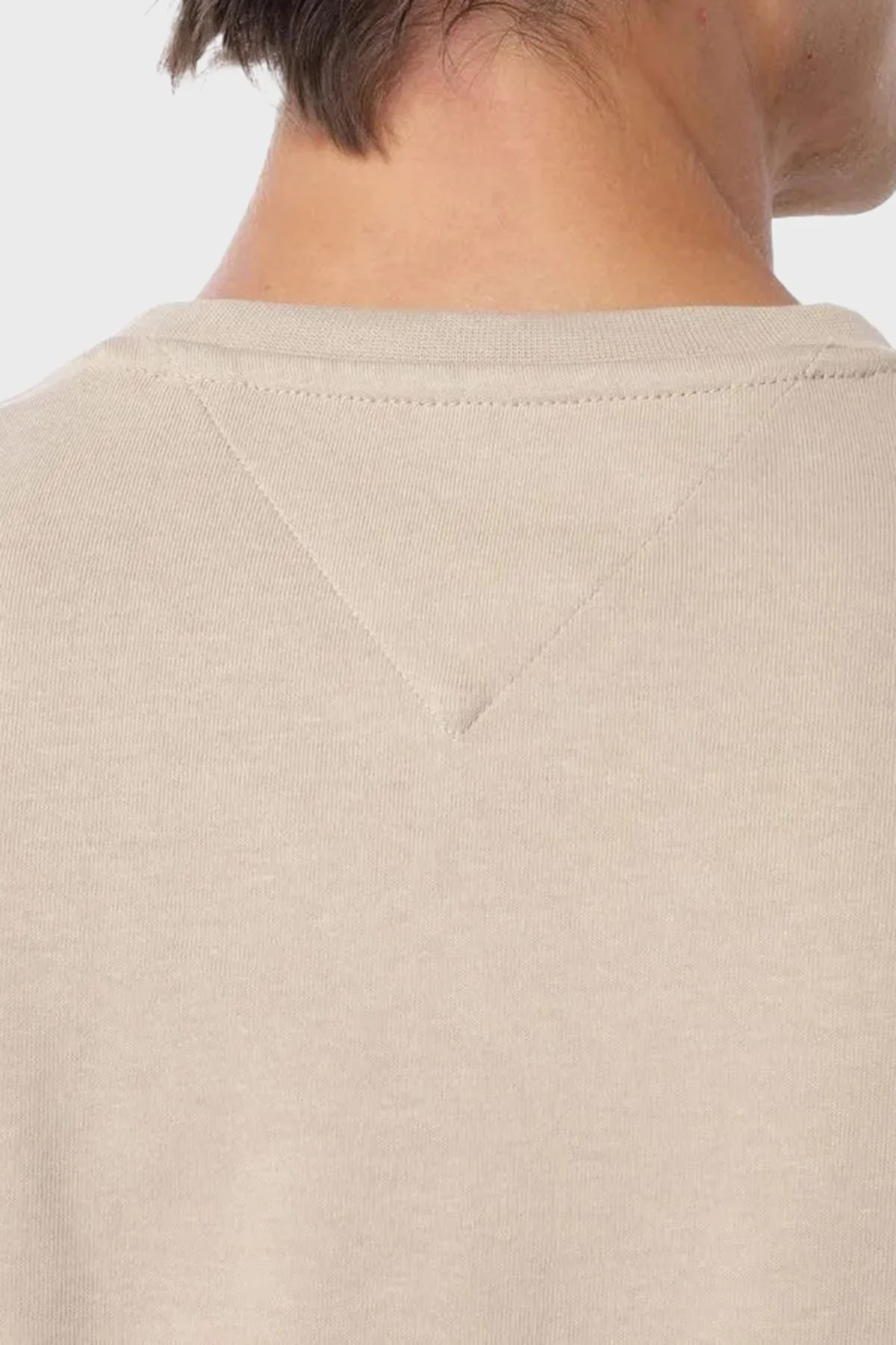 Tommy Hilfiger %100 Pamuk Regular Fit Bisiklet Yaka Logolu Erkek T Shirt MW0MW39256 RBT KUM - 10