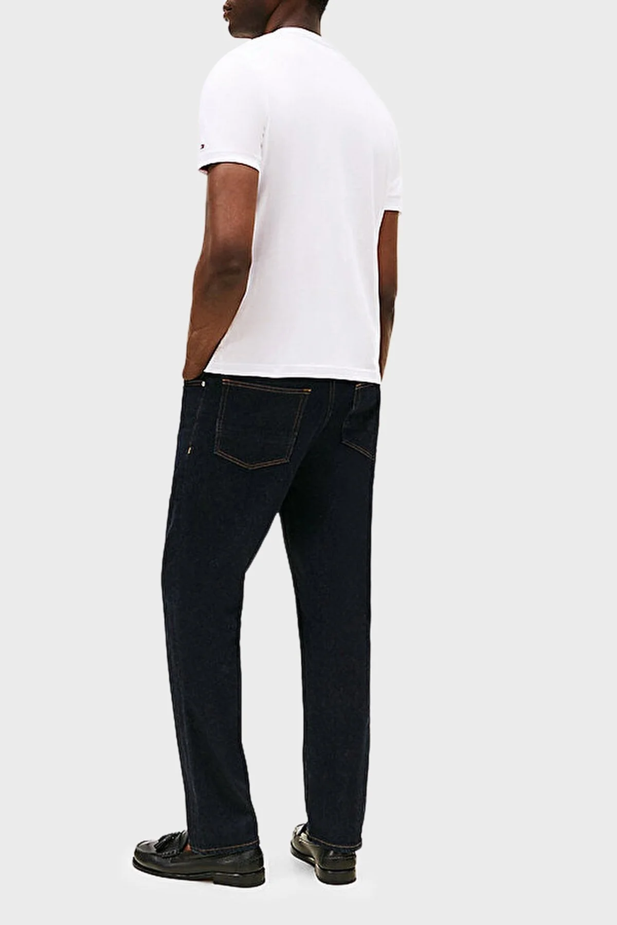 Tommy Hilfiger % 100 Pamuk Regular Fit Bisiklet Yaka Logolu Erkek T Shirt MW0MW40324 YBR BEYAZ - 4