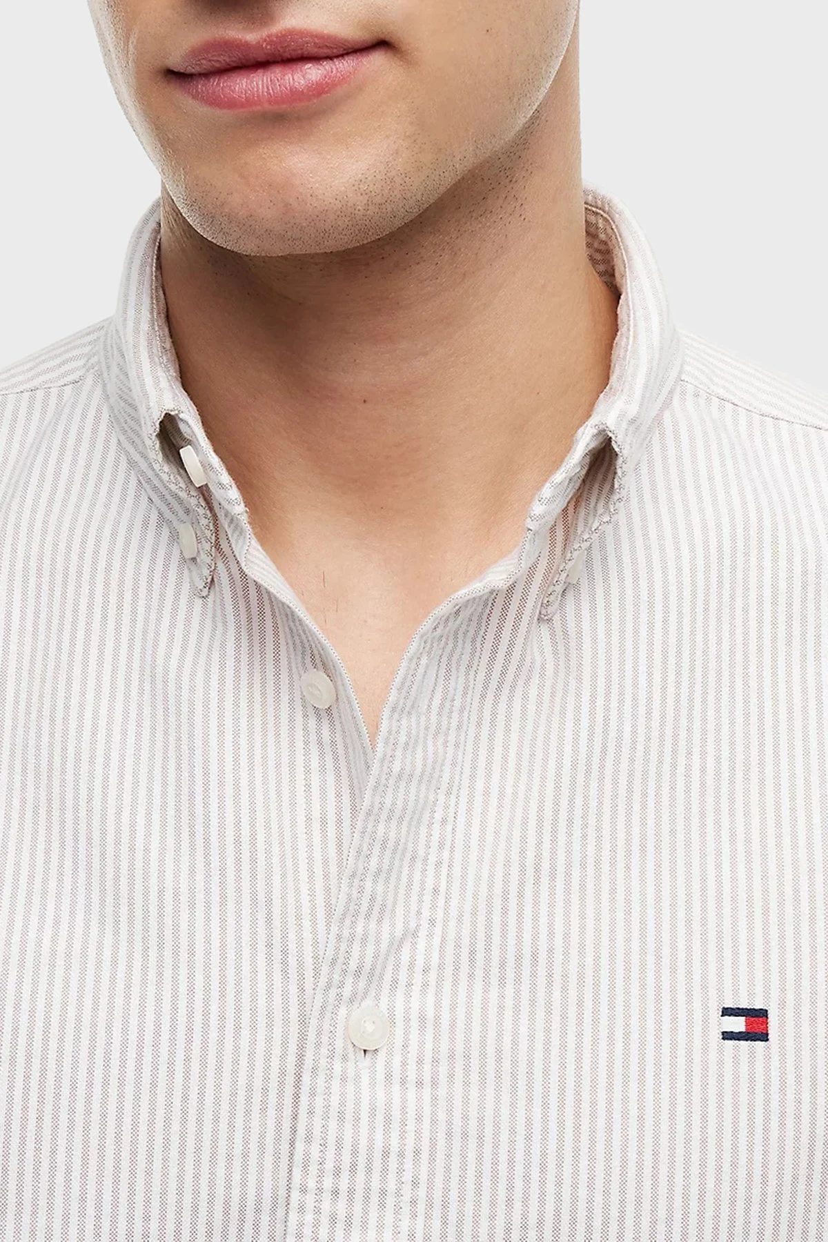 Tommy Hilfiger % 100 Pamuk Regular Fit Çizgili Erkek Gömlek MW0MW36238 0AA Bej - 4