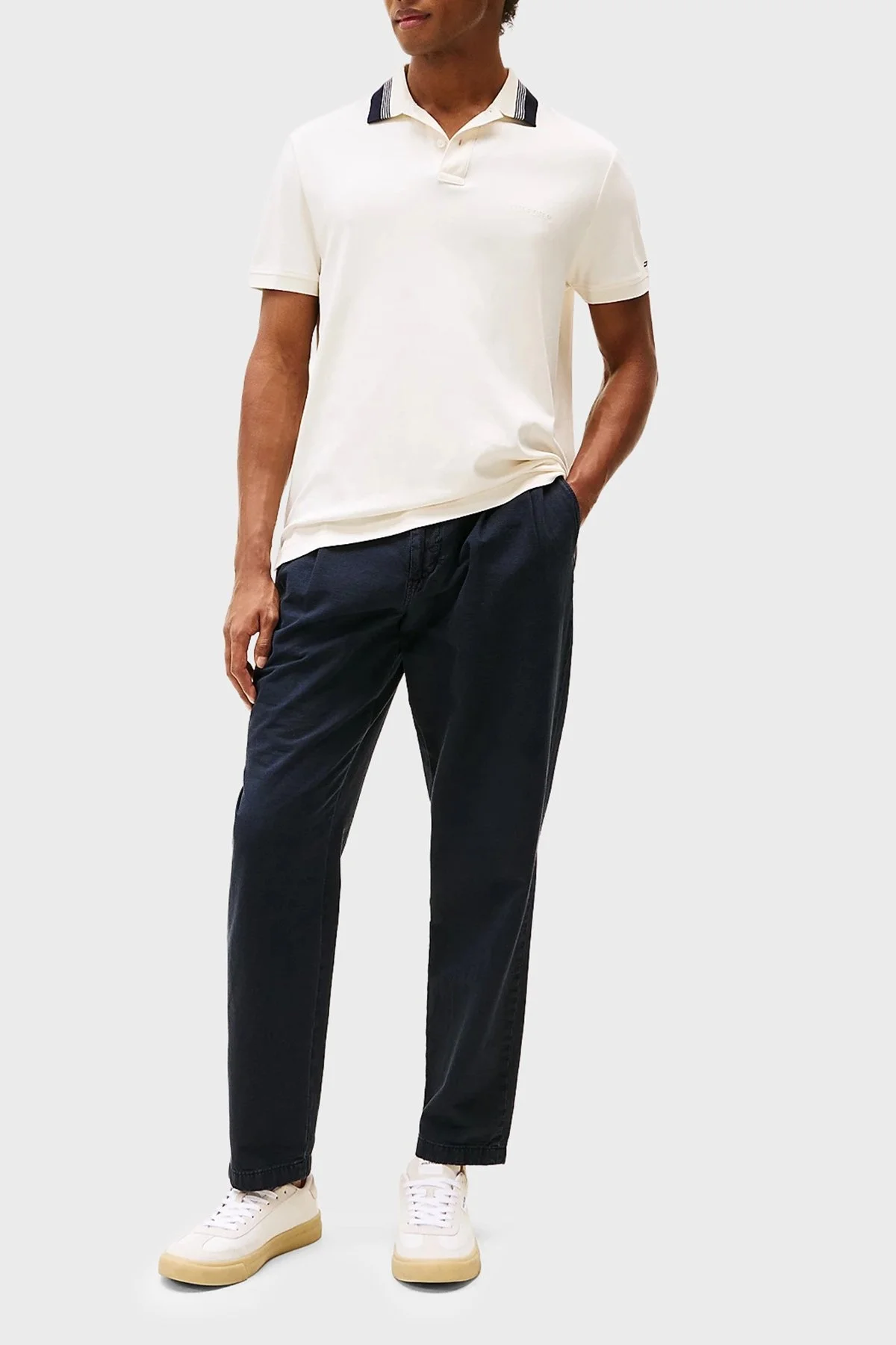 Tommy Hilfiger % 100 Pamuk Regular Fit Düğmeli Çizgili Erkek Polo Yaka T Shirt MW0MW38466 Z00 AÇIK BEJ - 12