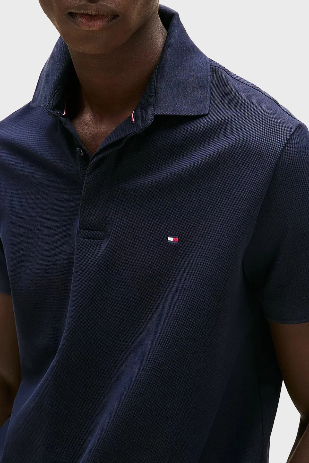 Tommy Hilfiger % 100 Pamuk Regular Fit Düğmeli Erkek Polo Yaka T Shirt MW0MW38491 DW5 LACİVERT - 9