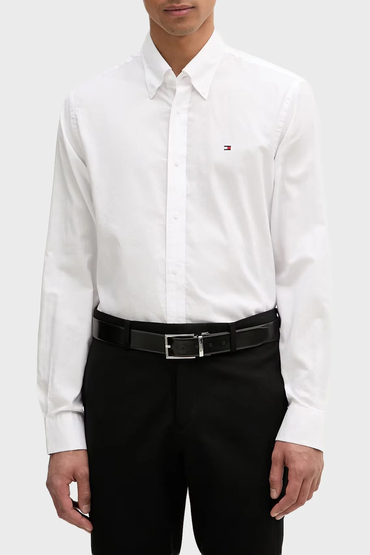 Tommy Hilfiger % 100 Pamuk Regular Fit Düğmeli Yaka Erkek Gömlek MW0MW42936 YBR Beyaz - 1