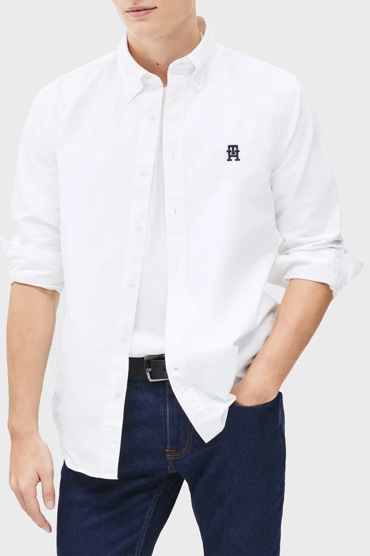 Tommy Hilfiger % 100 Pamuk Regular Fit Düğmeli Yaka Logolu Erkek Gömlek MW0MW39235 YCF BEYAZ - 5