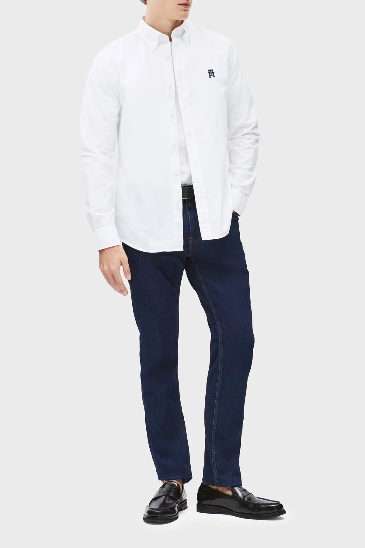 Tommy Hilfiger % 100 Pamuk Regular Fit Düğmeli Yaka Logolu Erkek Gömlek MW0MW39235 YCF BEYAZ - 6