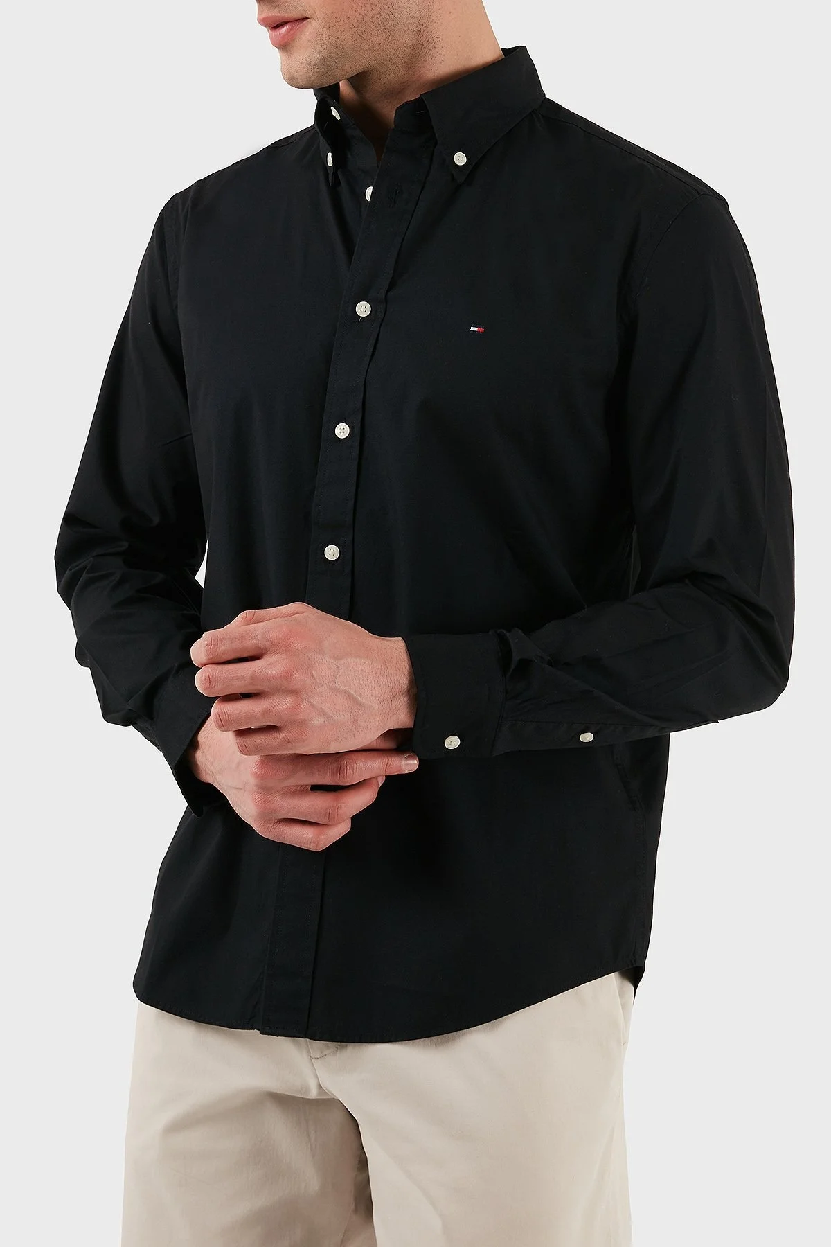 Tommy Hilfiger% 100 Pamuk Regular Fit Düğmeli Yaka Logolu Erkek Gömlek MW0MW39988 BDS SİYAH - 9