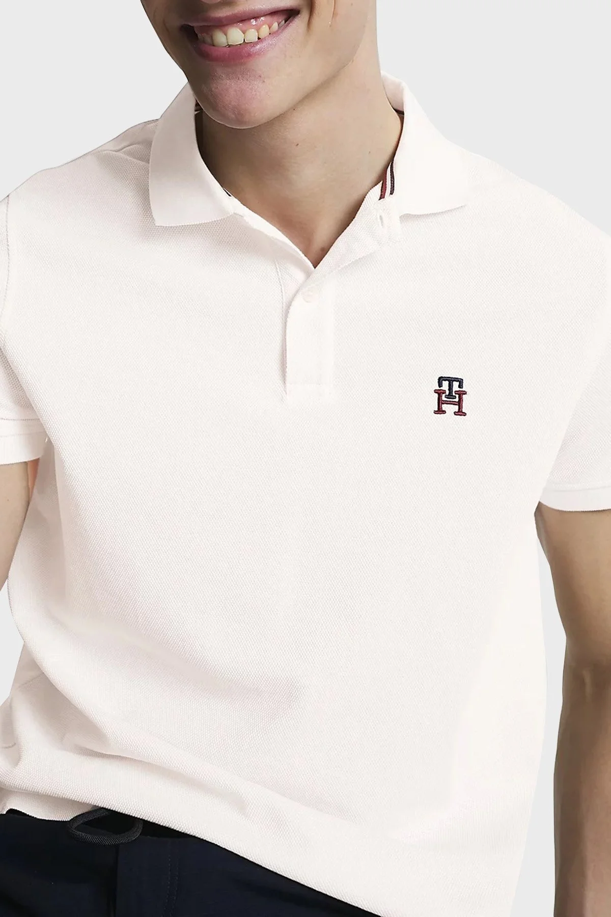 Tommy Hilfiger % 100 Pamuk Regular Fit Erkek Polo Yaka T Shirt MW0MW31683 AC0 KREM - 2