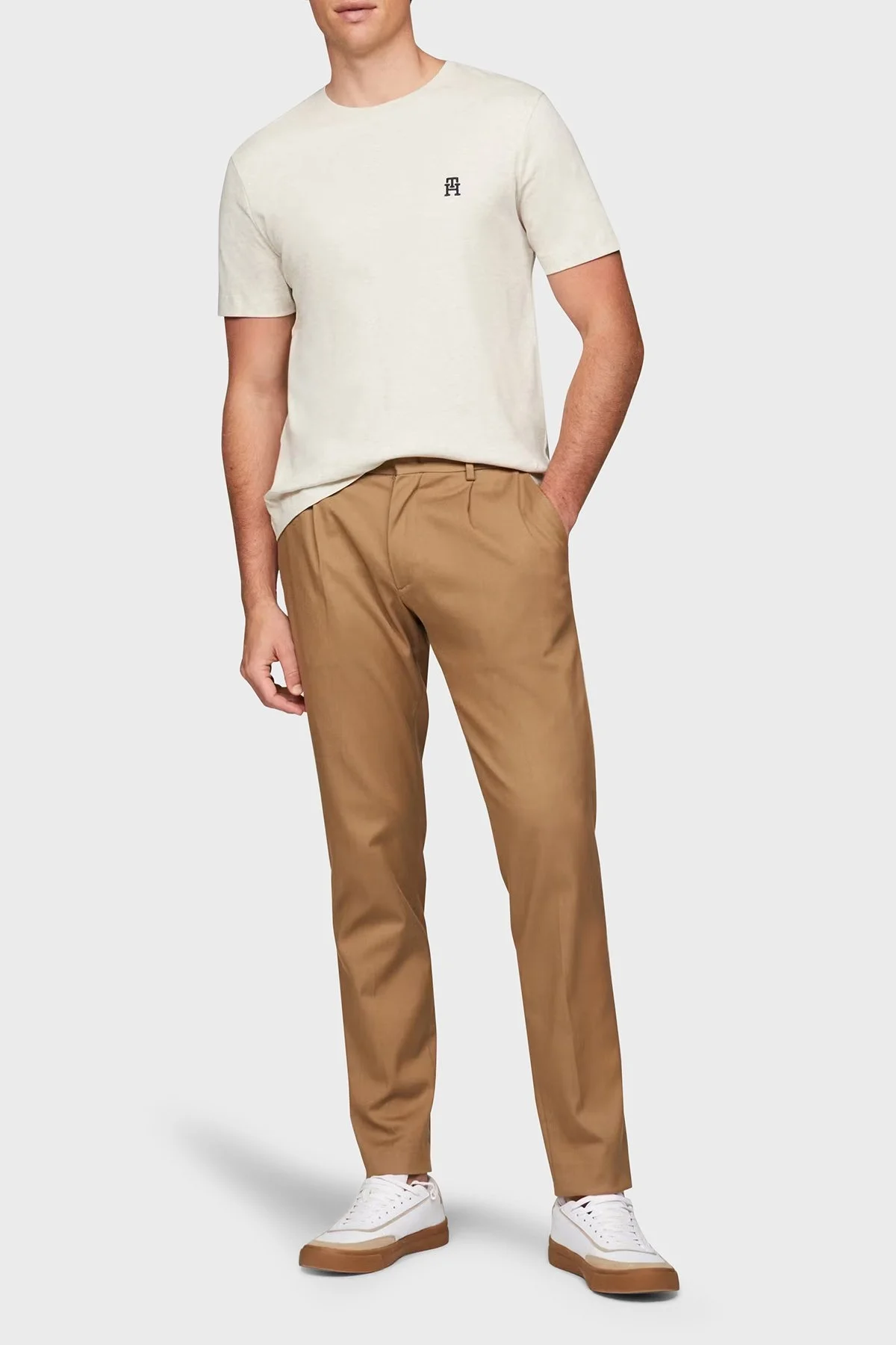 Tommy Hilfiger % 100 Pamuk Regular Fit Monogram Logolu Erkek T Shirt MW0MW37510 HGF BEJ - 7