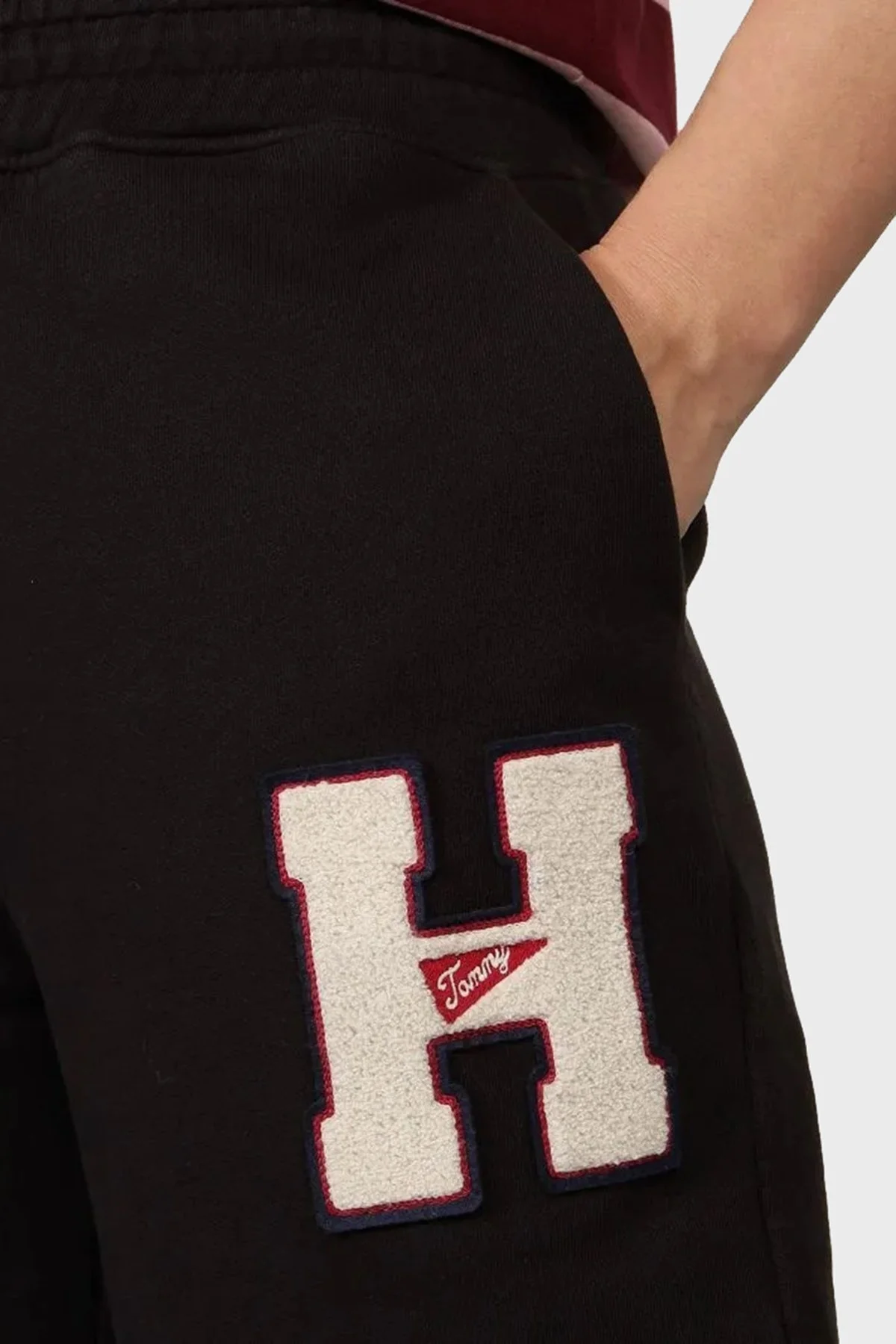 Tommy Hilfiger % 100 Pamuk Regular Fit Normal Bel Geniş Paça Jogger Bayan Pantolon DW0DW20558 BDS SİYAH - 6