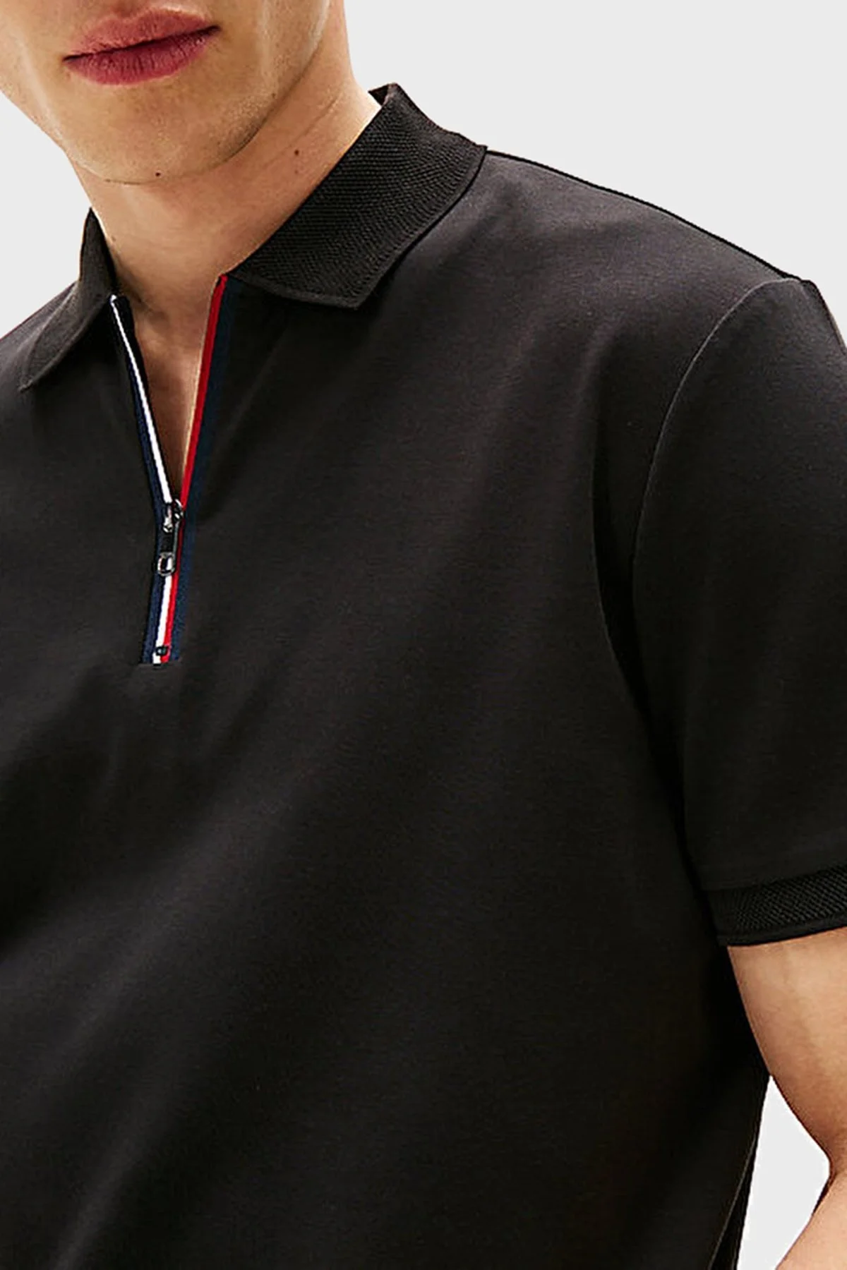 Tommy Hilfiger % 100 Pamuk Regular Fit Yarım Fermuarlı Erkek Polo Yaka T Shirt MW0MW39552 BDS SİYAH - 4