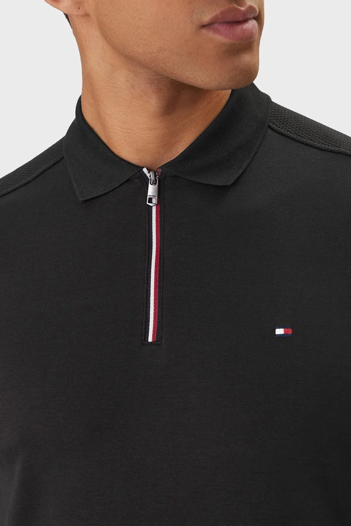 Tommy Hilfiger % 100 Pamuk Regular Fit Yarım Fermuarlı Erkek Polo Yaka T Shirt MW0MW41613 BDS SİYAH - 4