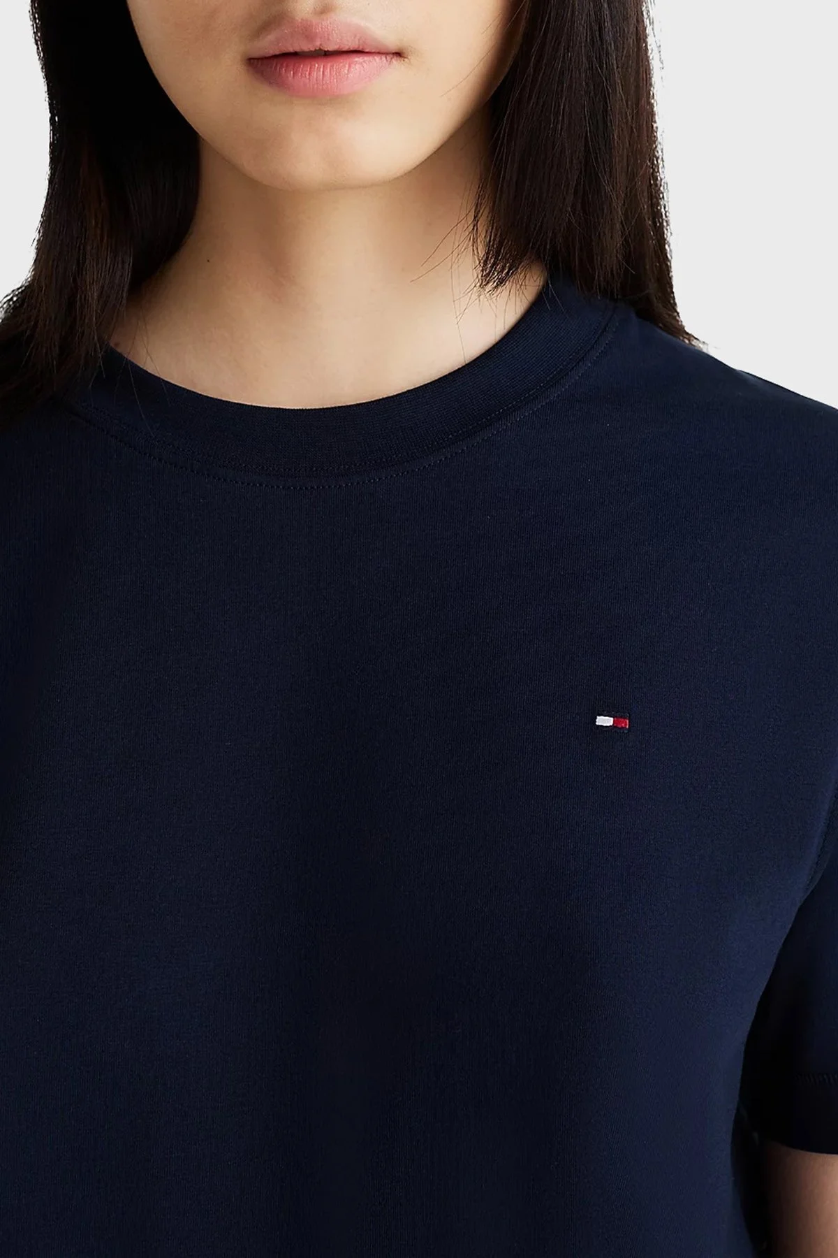 Tommy Hilfiger % 100 Pamuk Relaxed Fit Bisiklet Yaka Bayan T Shirt WW0WW43597 C1G LACİVERT - 4