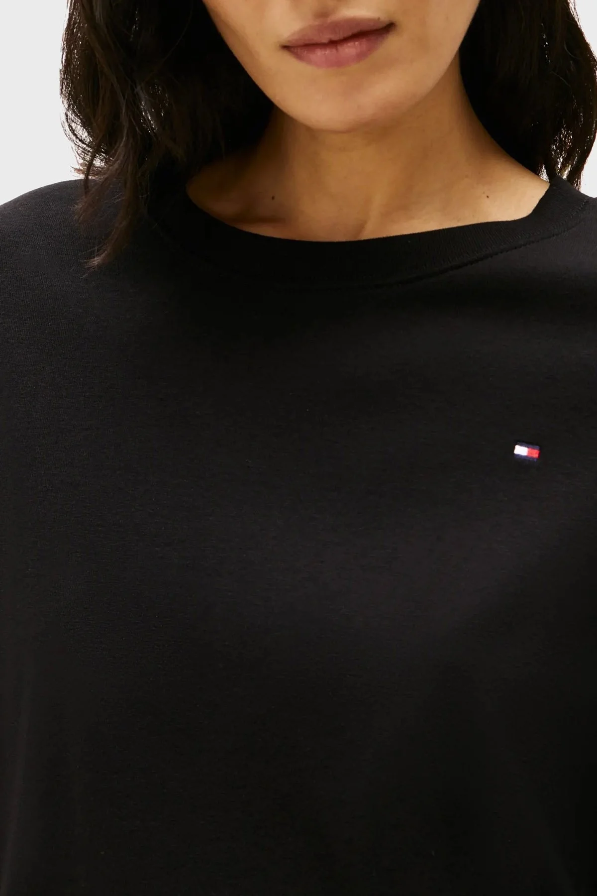 Tommy Hilfiger % 100 Pamuk Relaxed Fit Yuvarlak Yaka Bayan T Shirt WW0WW46158 BDS SİYAH - 8