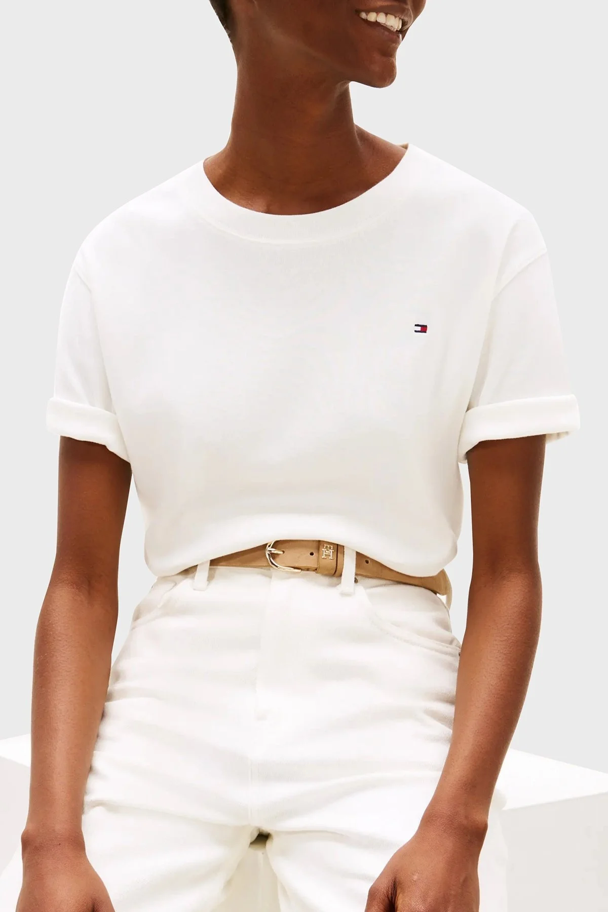 Tommy Hilfiger % 100 Pamuk Relaxed Fit Yuvarlak Yaka Bayan T Shirt WW0WW46158 YBL BEYAZ - 5