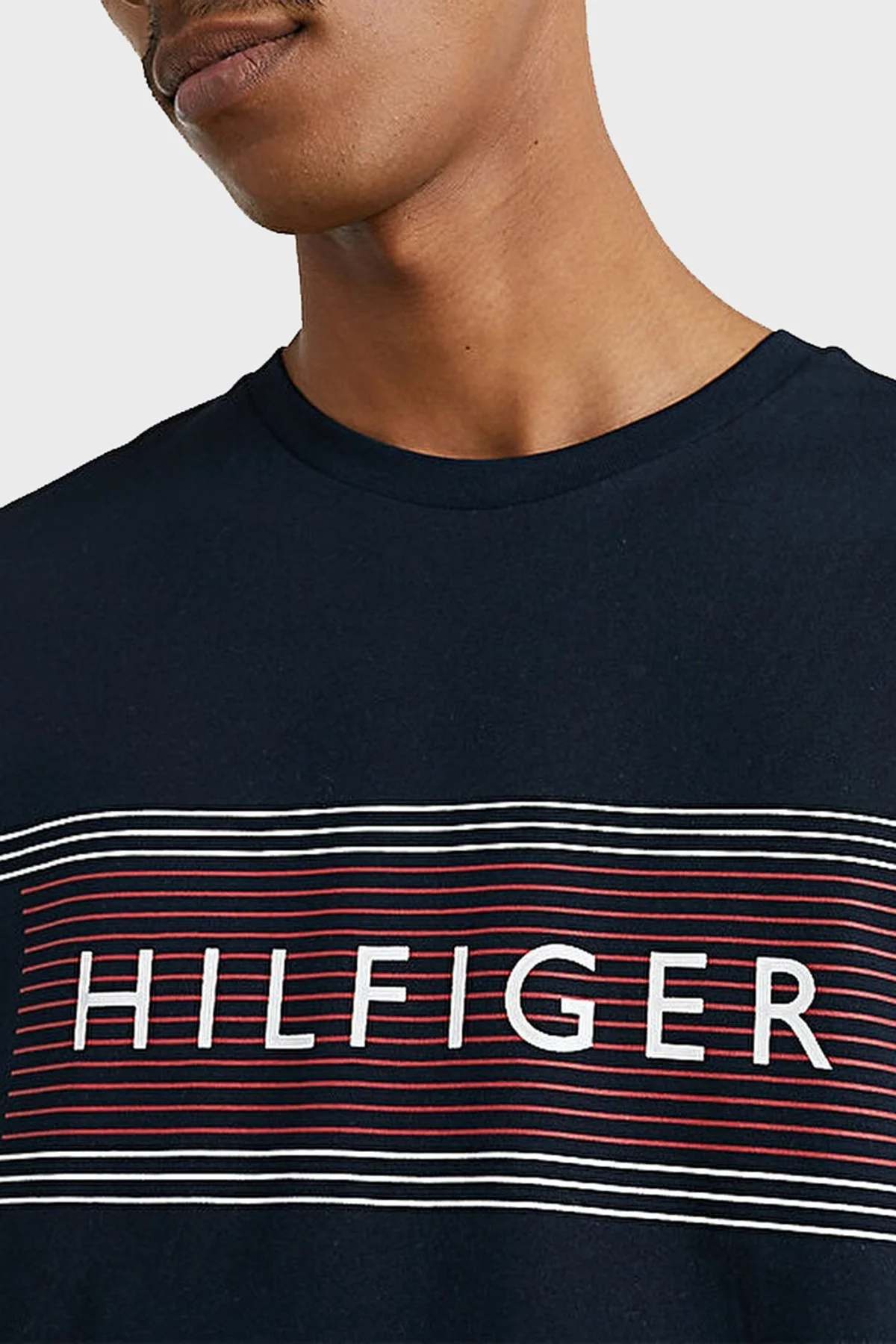 Tommy Hilfiger % 100 Pamuk Slim Fit Bisiklet Yaka Erkek T Shirt MW0MW30035 DW5 LACİVERT - 4