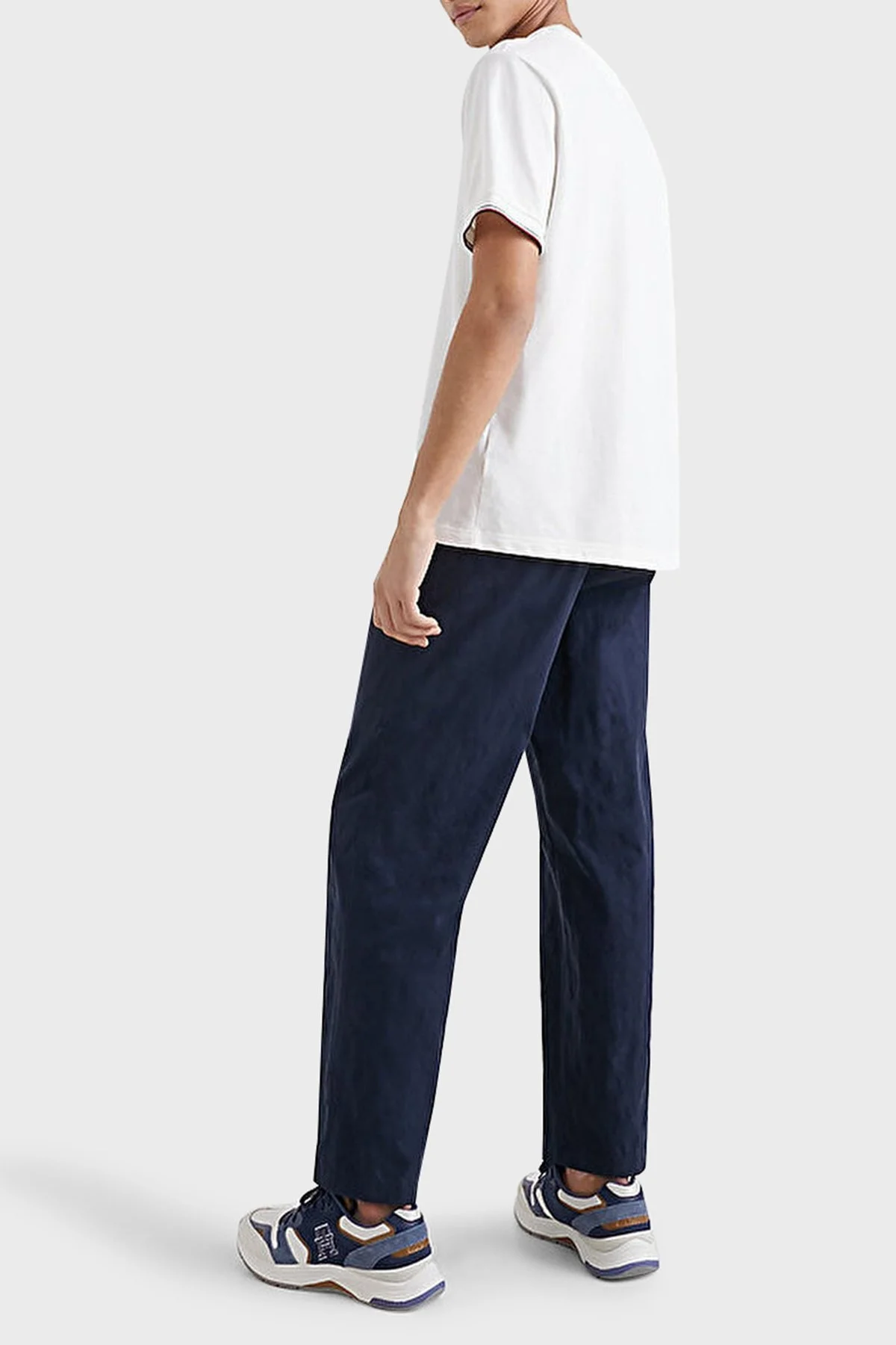 Tommy Hilfiger % 100 Pamuk Slim Fit Bisiklet Yaka Erkek T Shirt MW0MW31379 YBR BEYAZ - 4