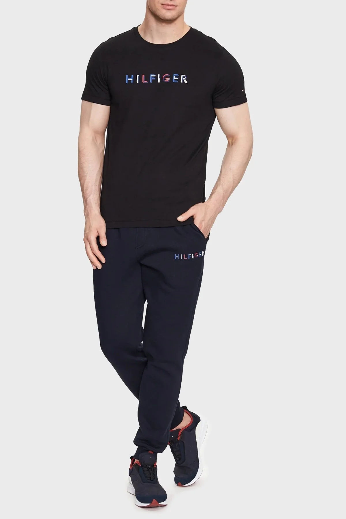 Tommy Hilfiger % 100 Pamuk Slim Fit Bisiklet Yaka Erkek T Shirt MW0MW31535 BDS SİYAH - 2