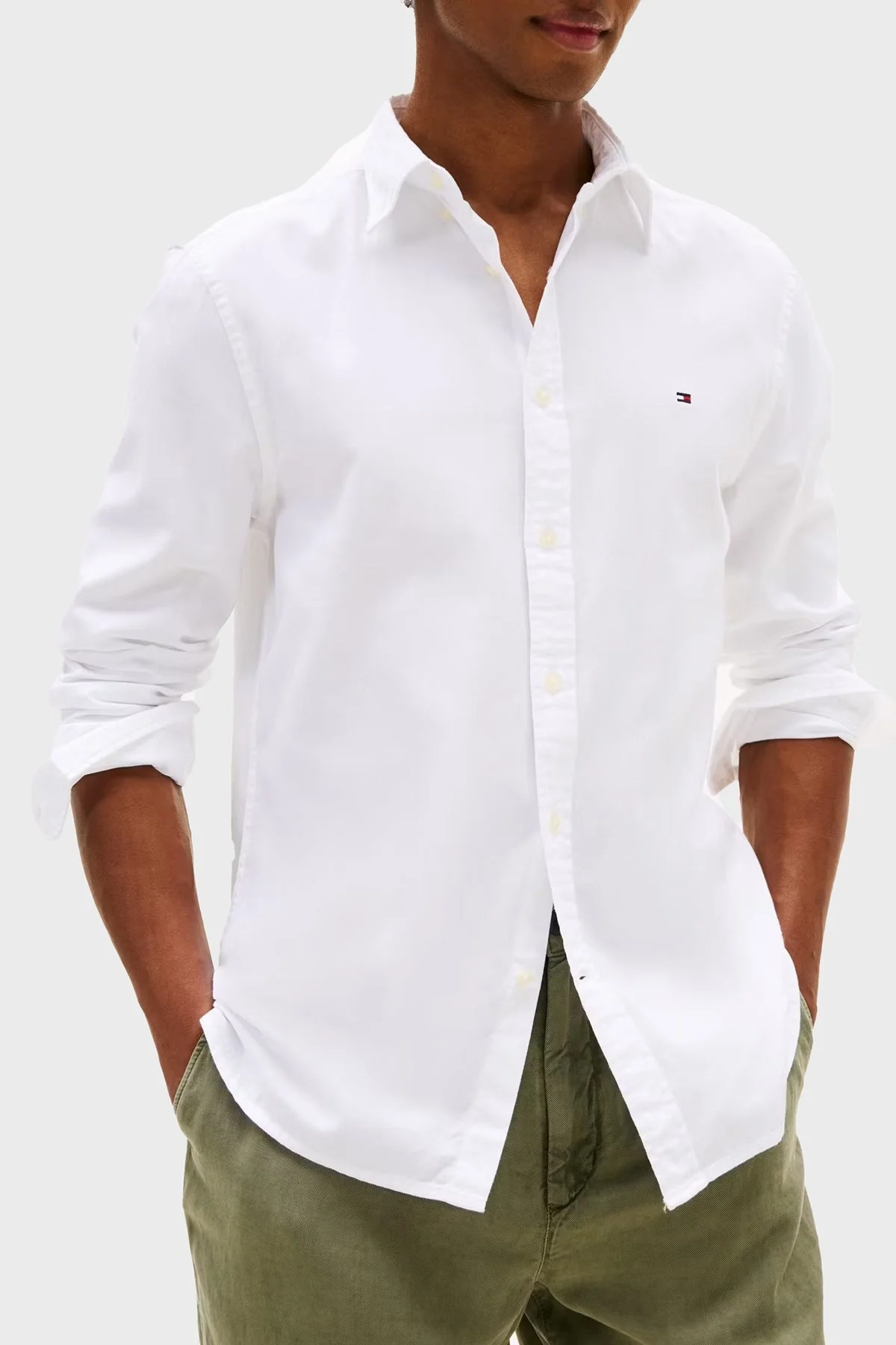 Tommy Hilfiger % 100 Pamuk Slim Fit Düğmeli Yaka Erkek Gömlek MW0MW37578 YCF BEYAZ - 1