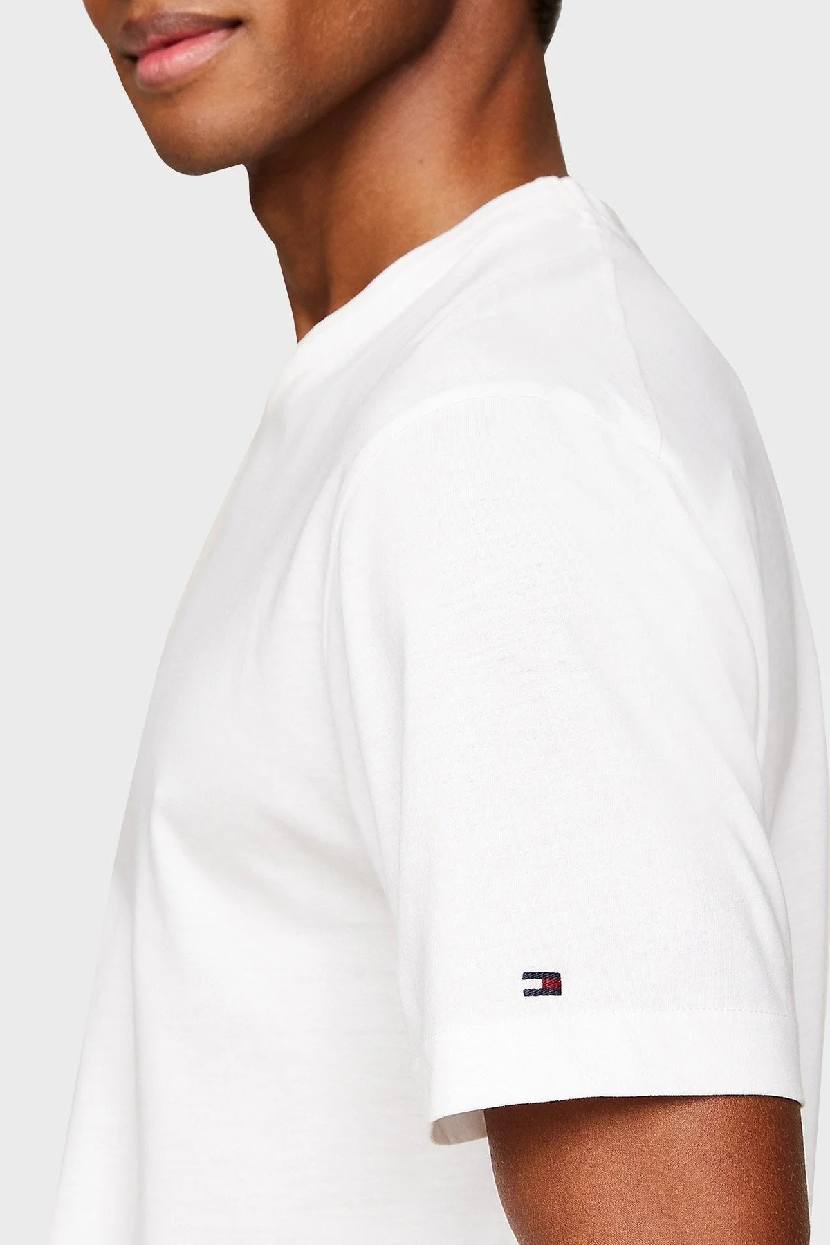 Tommy Hilfiger % 100 Pamuklu Regular Fit Erkek T Shirt MW0MW31526 YBL BEYAZ - 4