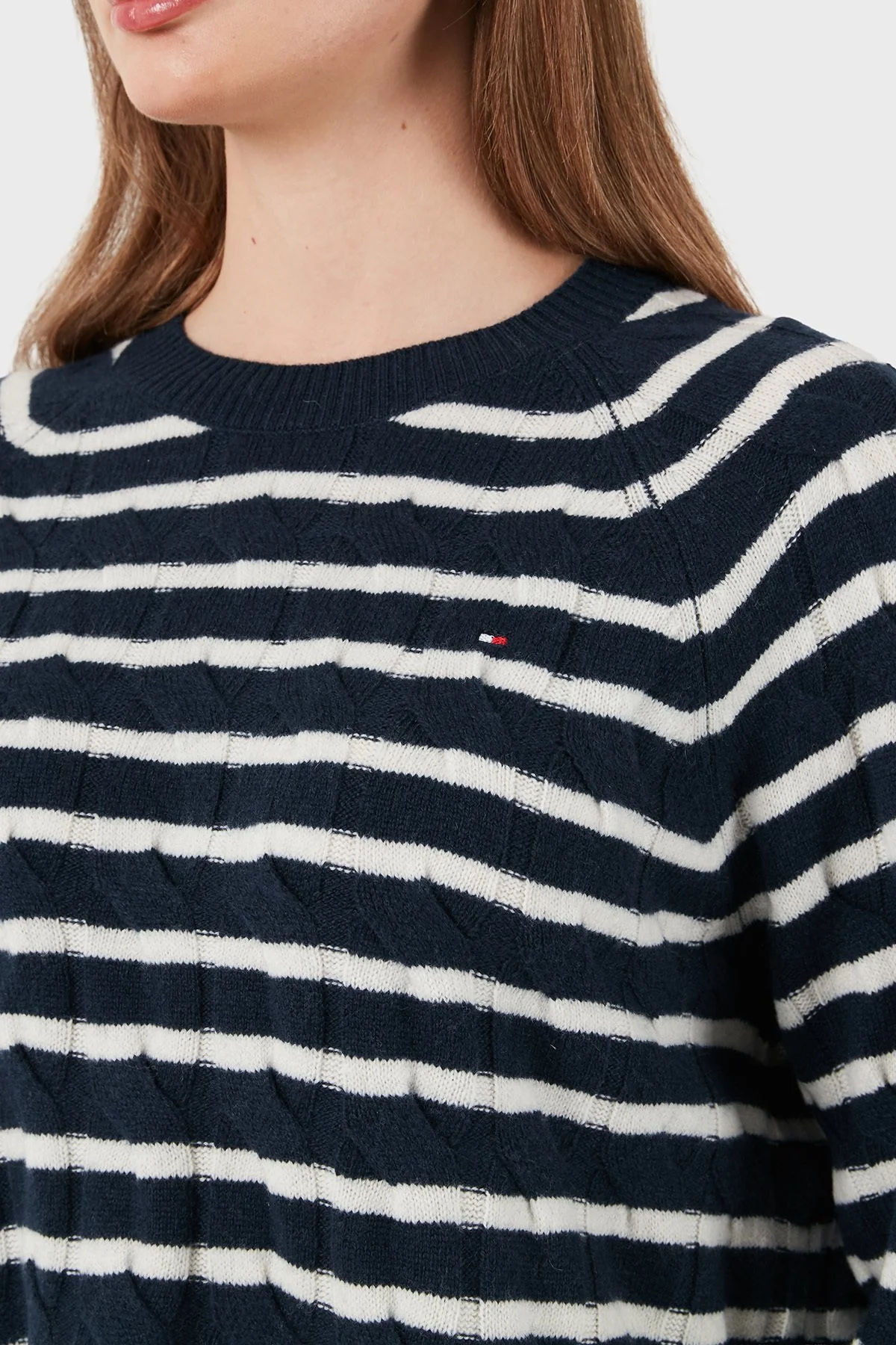 Tommy Hilfiger % 100 Yün Regular Fit Bisiklet Yaka Çizgili Bayan Kazak WW0WW48394 0Y7 LACİVERT-BEYAZ - 4