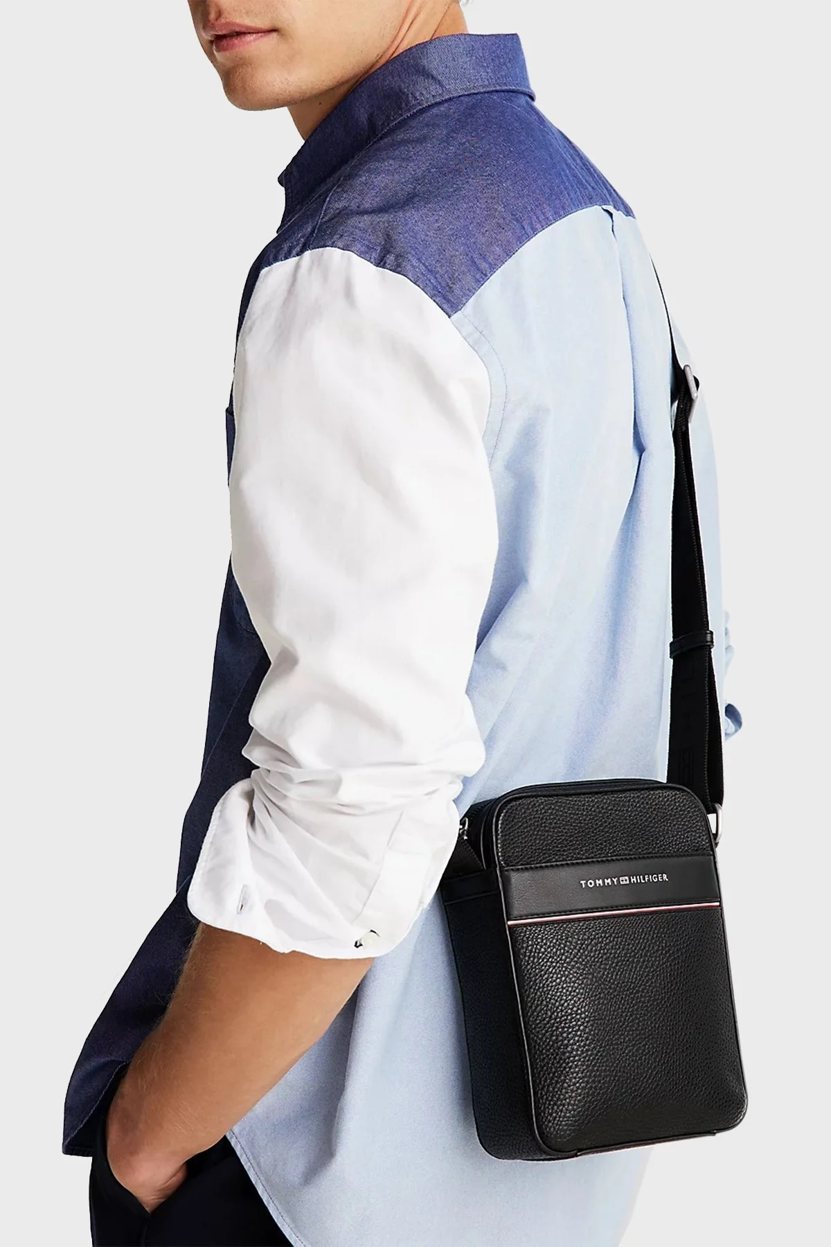 Tommy Hilfiger Ayarlanabilir Askılı Erkek Çanta AM0AM13303 BDS SİYAH - 2