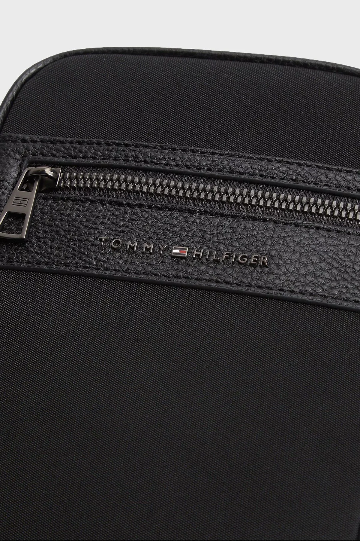 Tommy Hilfiger Ayarlanabilir Askılı Erkek Çanta AM0AM14448 BDS Siyah - 4