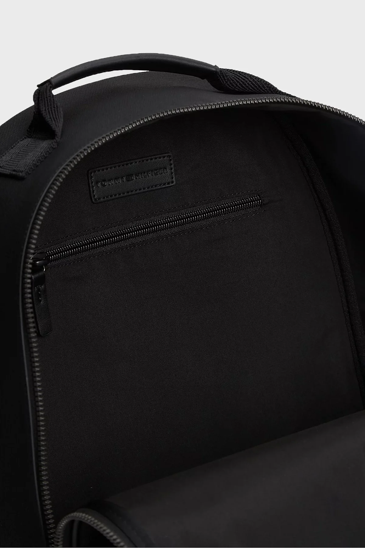 Tommy Hilfiger Ayarlanabilir Askılı Erkek Sırt Çantası AM0AM14438 BDS Siyah - 4