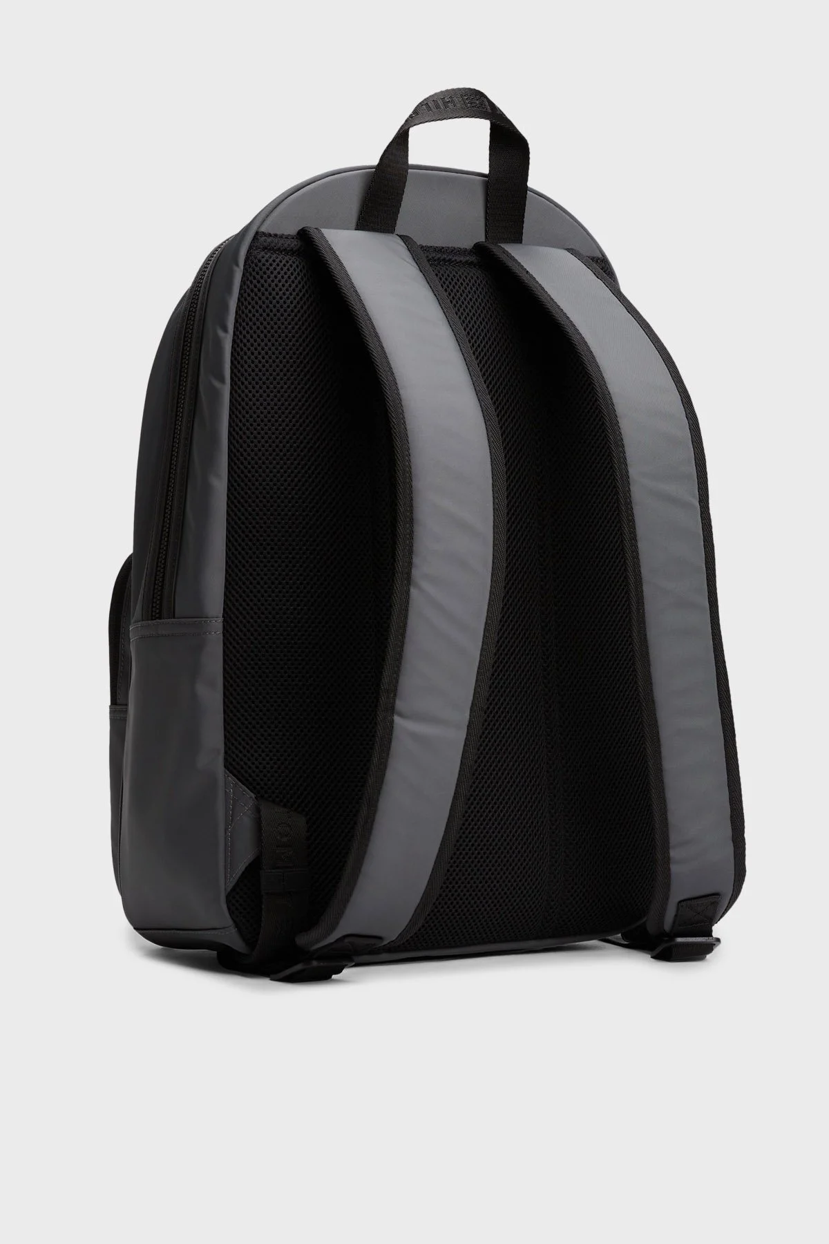 Tommy Hilfiger Ayarlanabilir Askılı Logolu Erkek Sırt Çantası AM0AM13464 PSM KOYU GRİ - 3