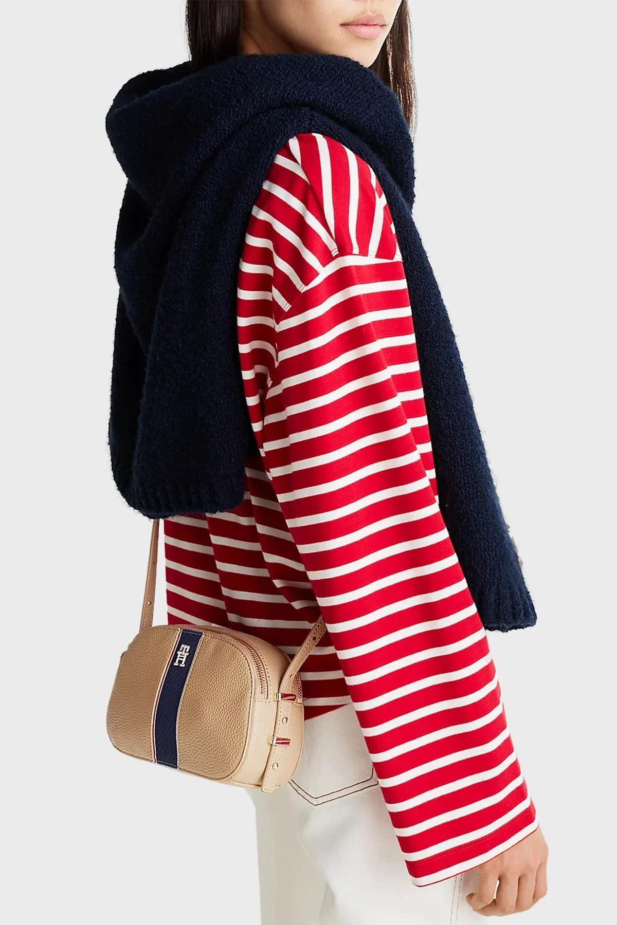 Tommy Hilfiger Ayarlanabilir Çapraz Askılı Bayan Çanta AW0AW16898 RBC KOYU HAKİ - 2