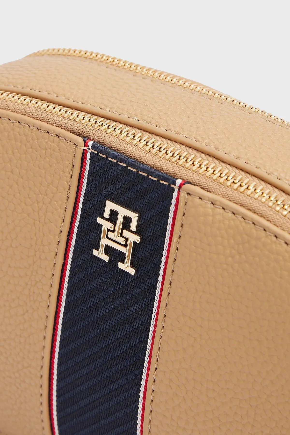 Tommy Hilfiger Ayarlanabilir Çapraz Askılı Bayan Çanta AW0AW16898 RBC KOYU HAKİ - 5