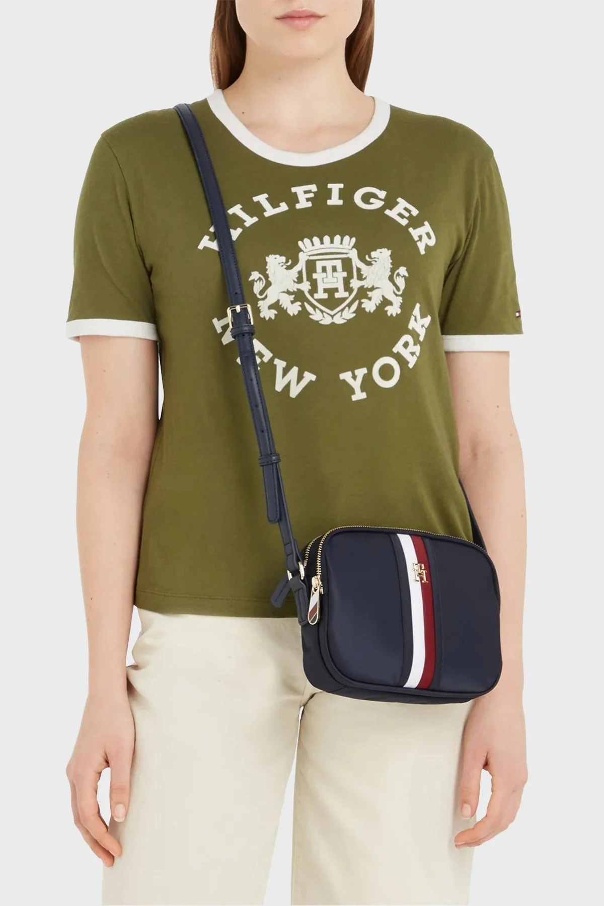 Tommy Hilfiger Ayarlanabilir Omuz Askılı Bayan Çanta AW0AW15893 DW6 LACİVERT - 2