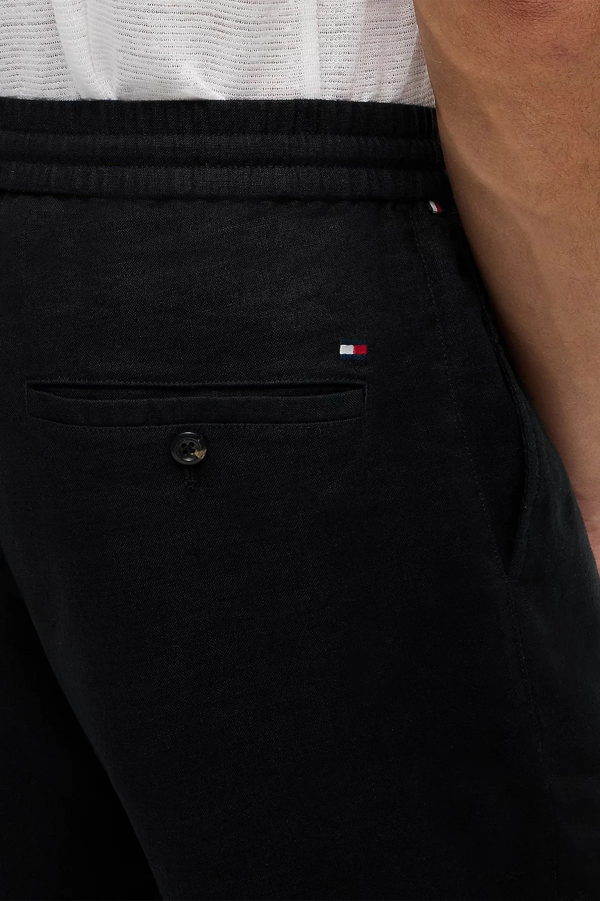 Tommy Hilfiger Bağlamalı Normal Bel Keten Bermuda Erkek Short MW0MW44353 BDS SİYAH - 4