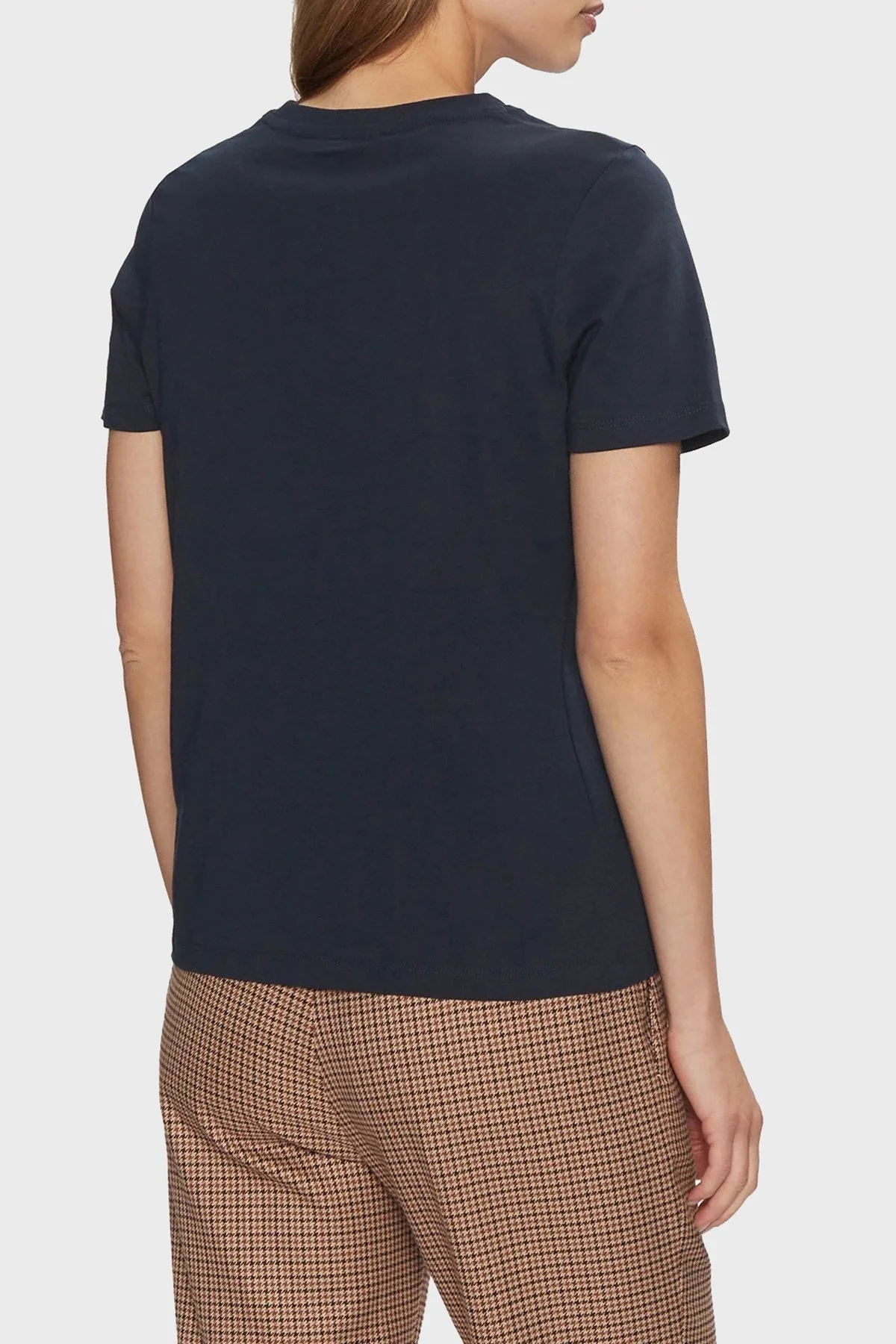 Tommy Hilfiger Baskılı % 100 Pamuk Regular Fit Bisiklet Yaka Bayan T Shirt WW0WW43895 C1G LACİVERT - 2