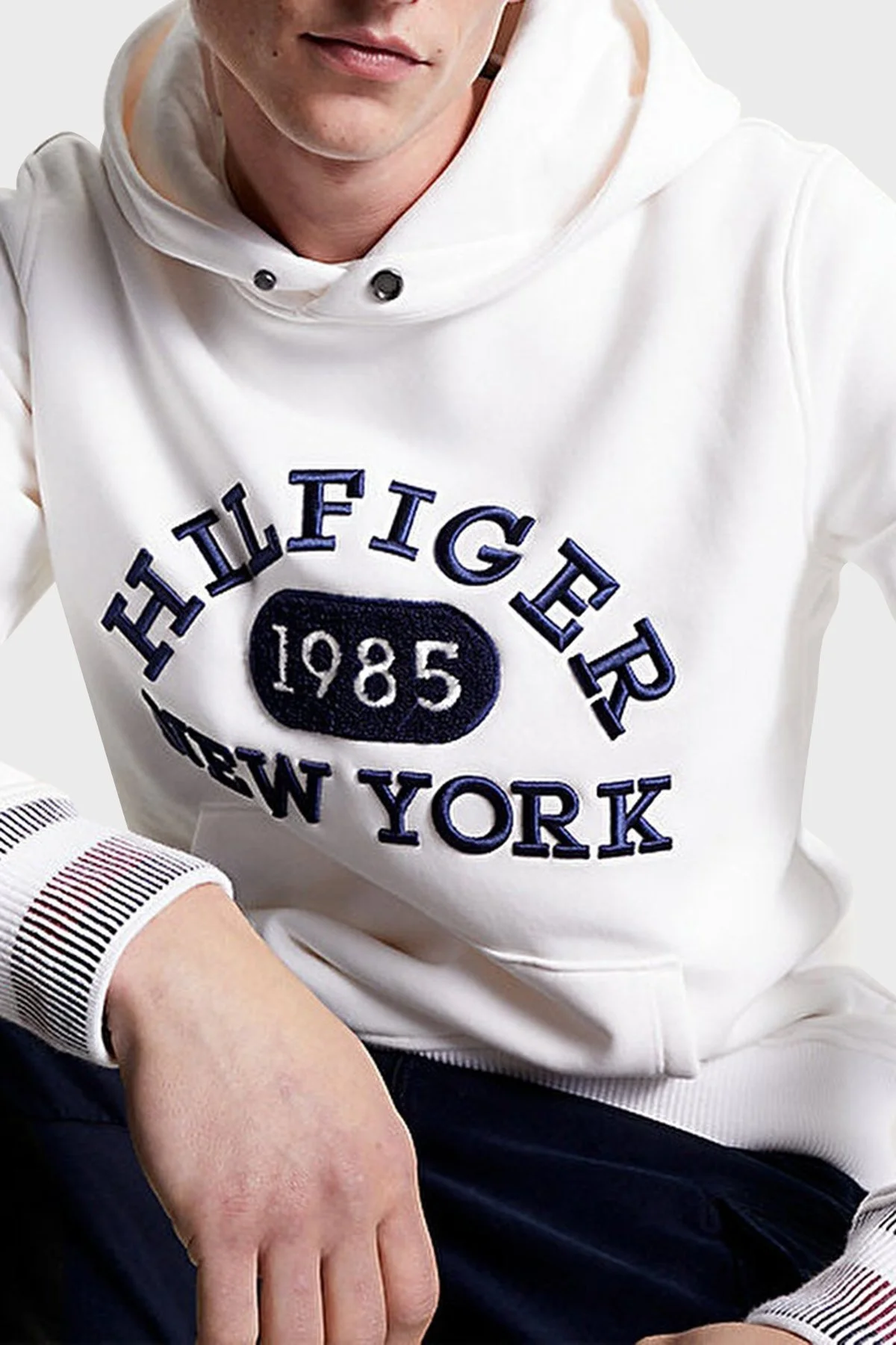 Tommy Hilfiger Baskılı Kapüşonlu Kanguru Cepli Regular Fit Erkek Sweat MW0MW32682 YBH BEYAZ - 8