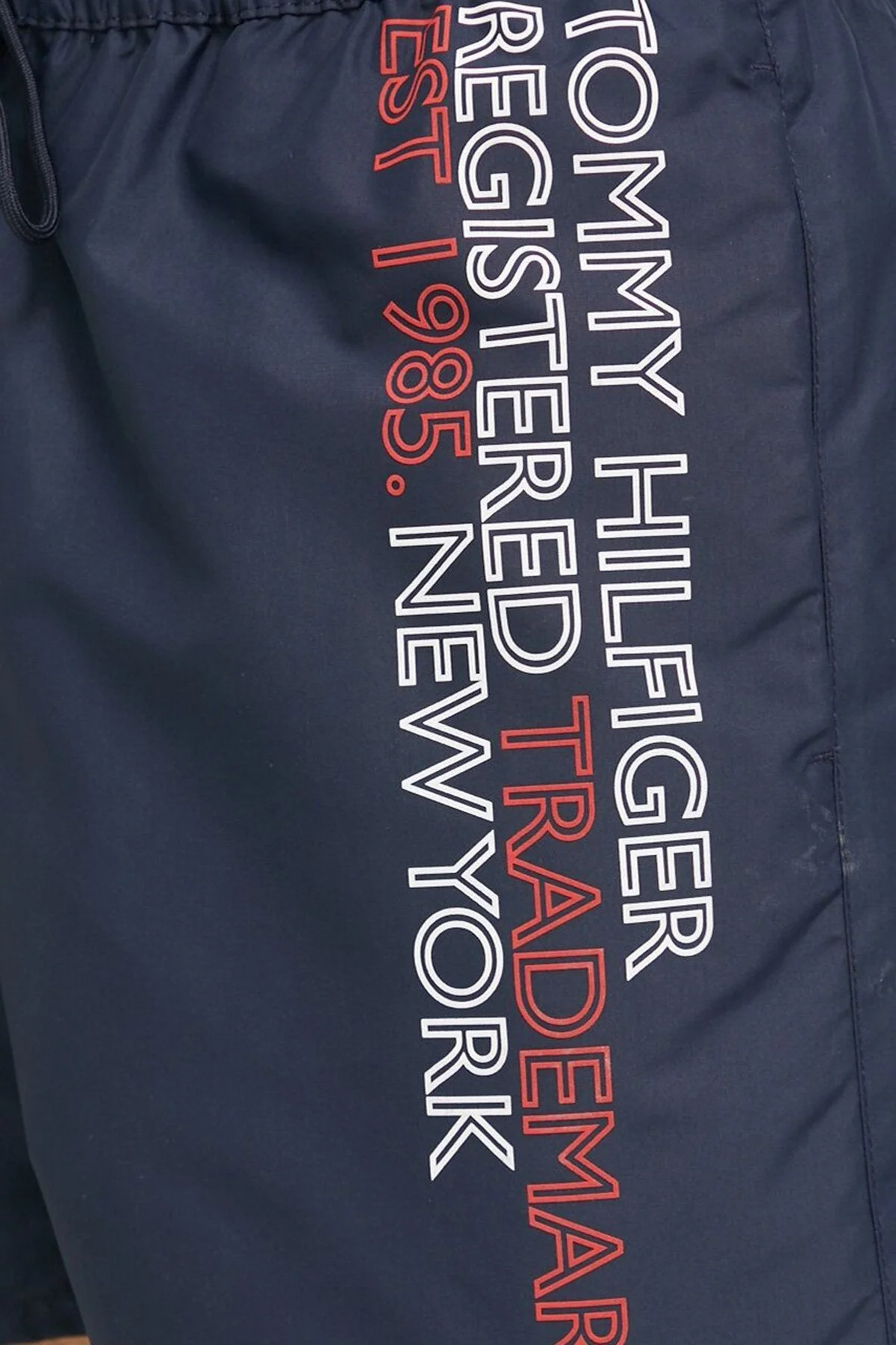 Tommy Hilfiger Baskılı Regular Fit Cepli Erkek Mayo Short UM0UM02742 DW5 LACİVERT - 5