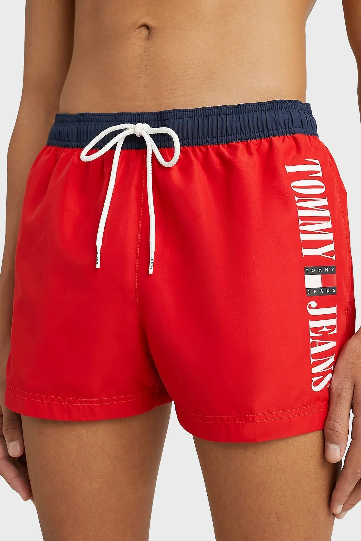 Tommy Hilfiger Baskılı Slim Fit Cepli Erkek Mayo Short UM0UM02755 XNL KIRMIZI - 3