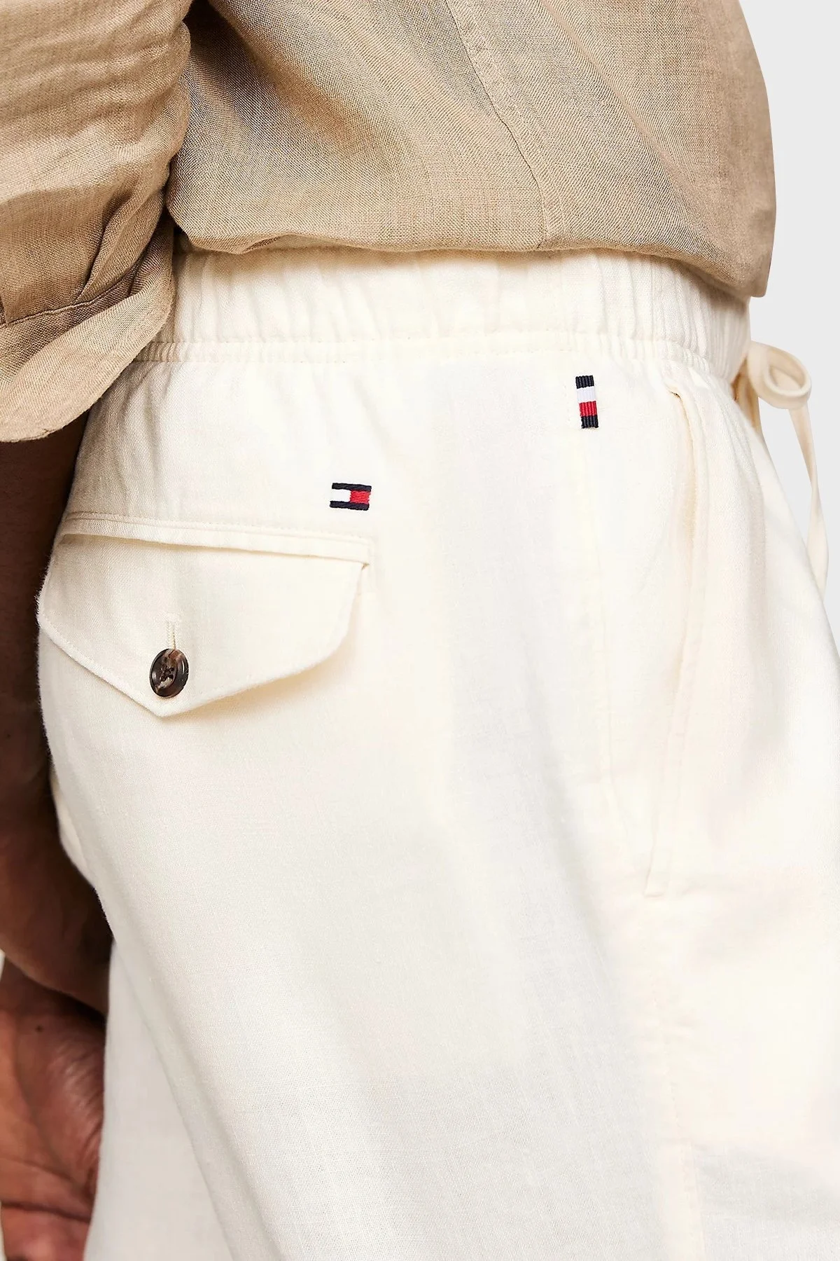 Tommy Hilfiger Belden Bağlamalı Cepli Relaxed Fit Keten Erkek Short MW0MW34498 AEF BEJ - 7
