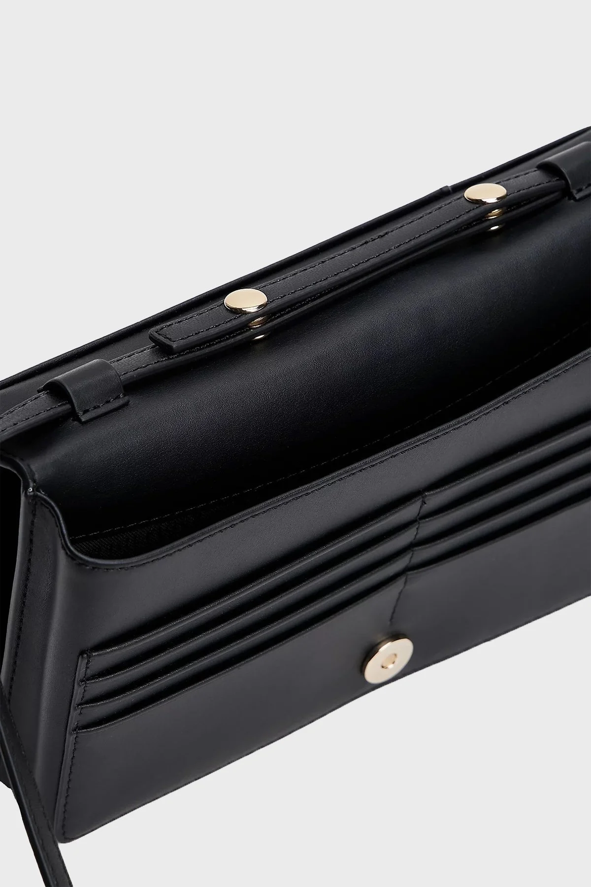 Tommy Hilfiger Çapraz Askılı Bayan Cüzdan AW0AW16923 BDS SİYAH - 10