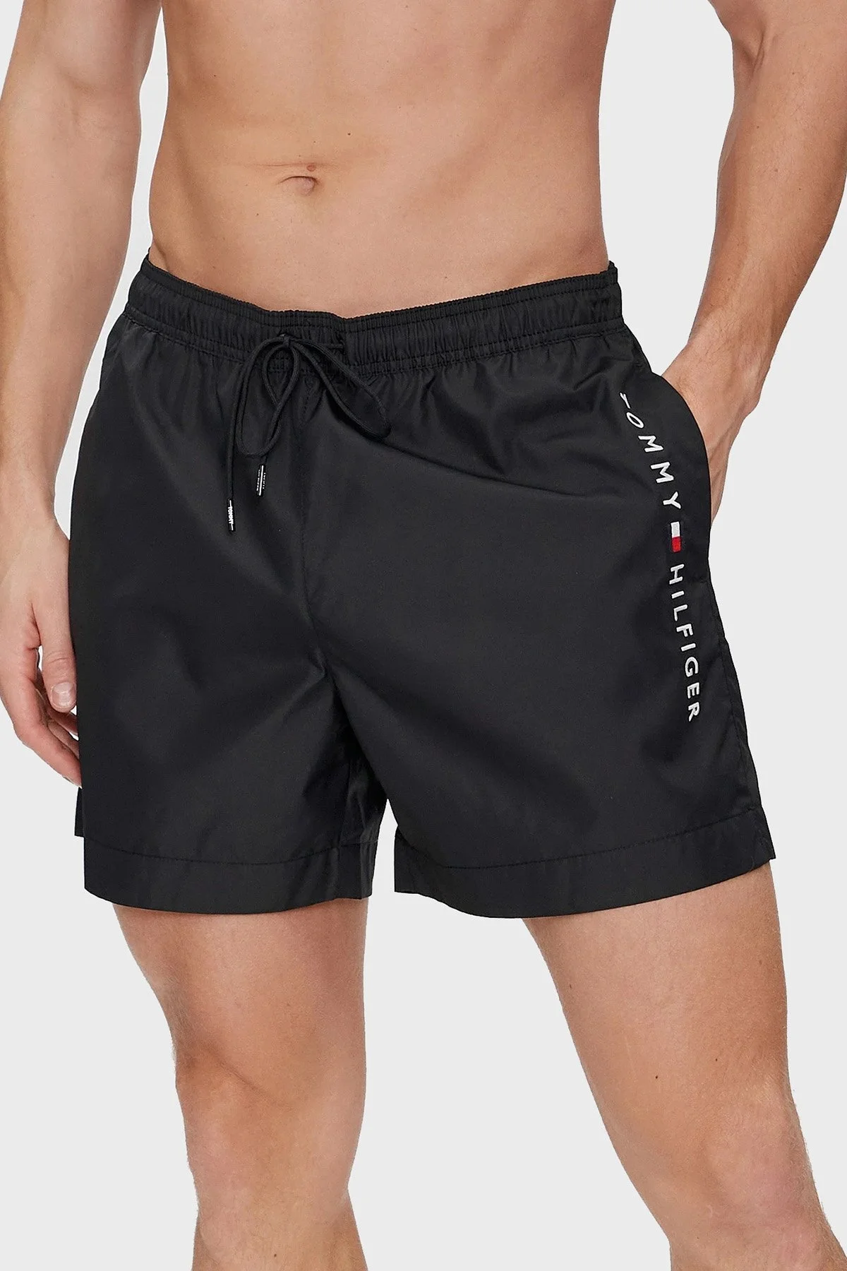 Tommy Hilfiger Cepli Erkek Mayo Short UM0UM03258 BDS SİYAH - 4